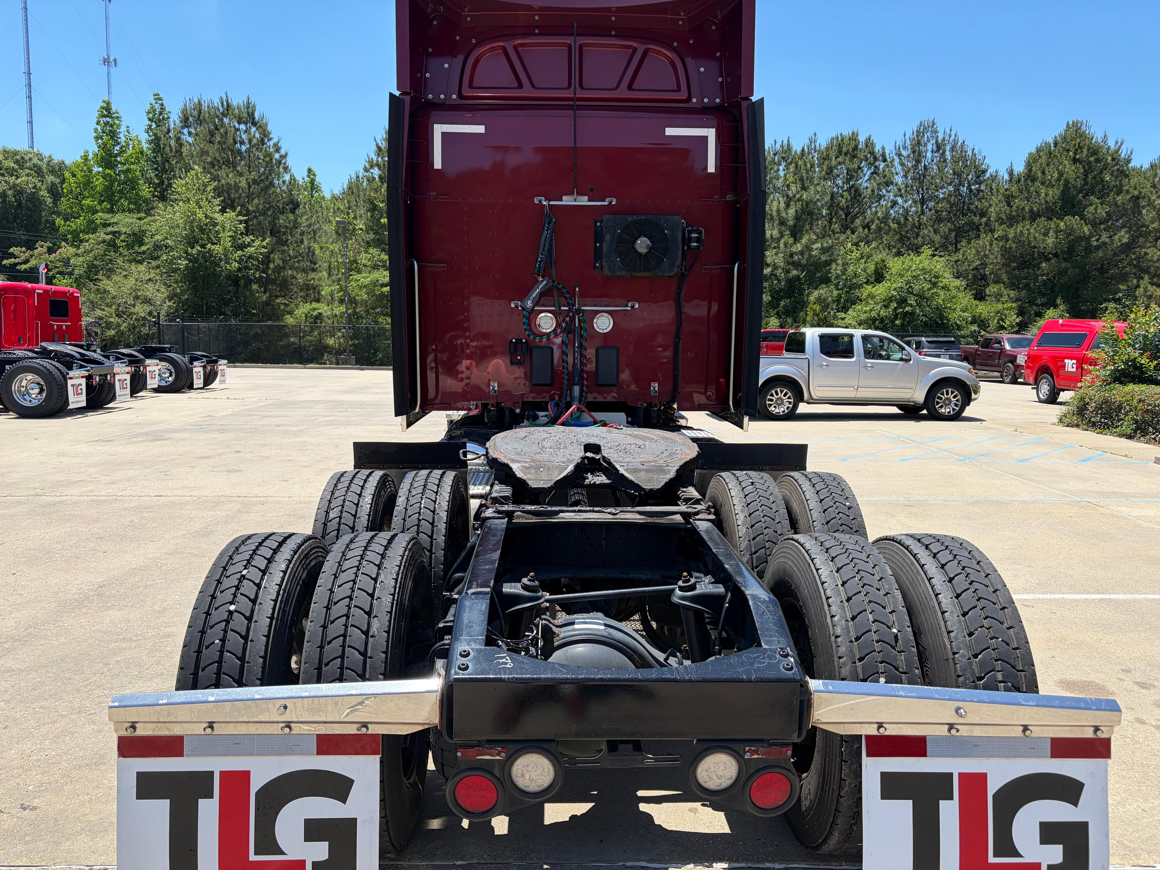 2022 Peterbilt 567 in Hattiesburg, MS — photo 4