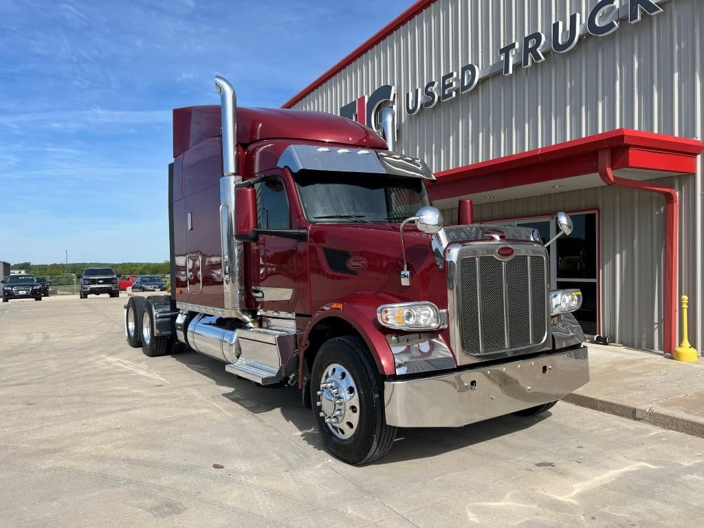 2022 Peterbilt 567 in Springfield, MO — photo 2