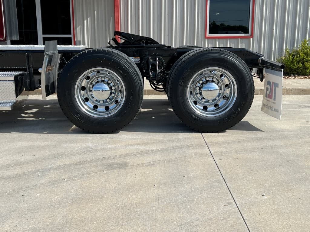 2022 Peterbilt 567 in Springfield, MO — photo 11