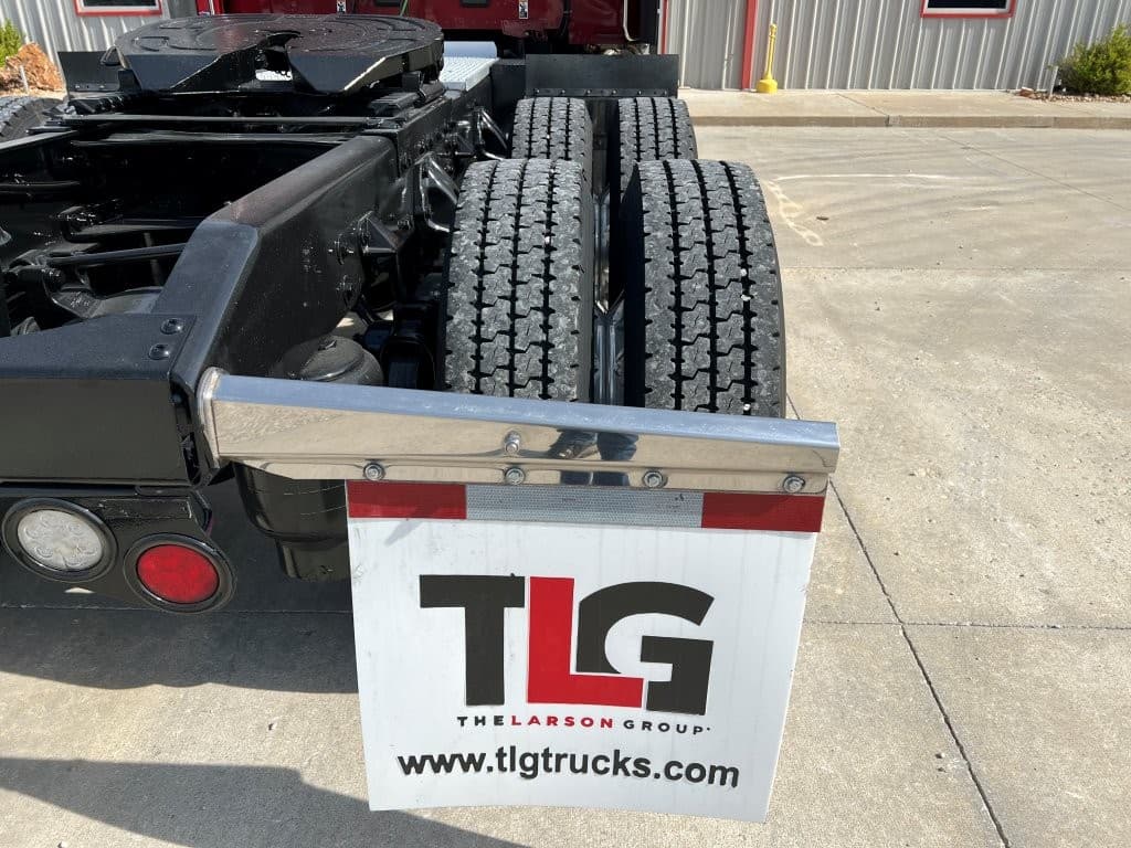 2022 Peterbilt 567 in Springfield, MO — photo 13