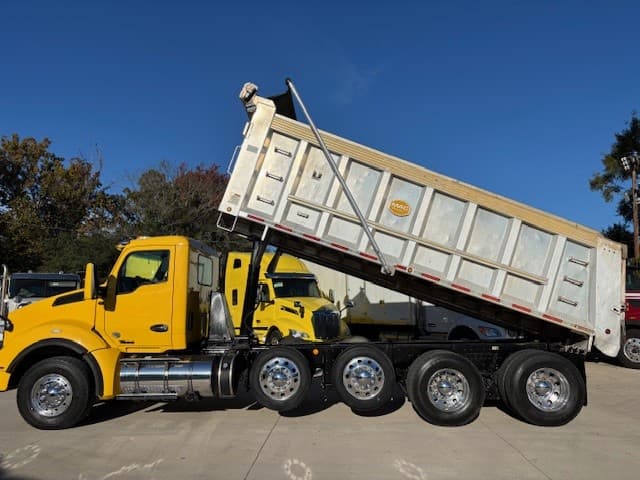 2017 Kenworth T880