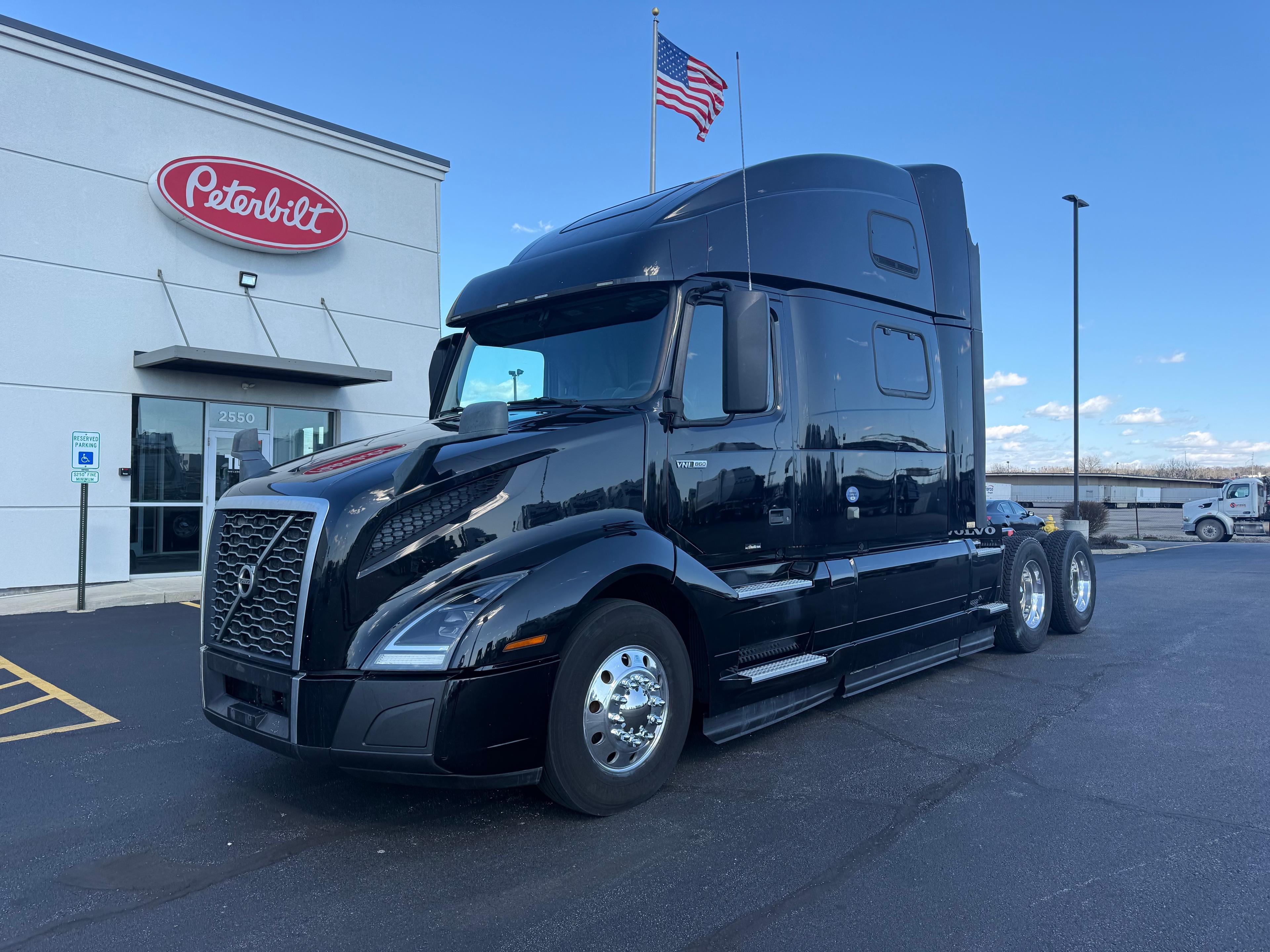 2020 Volvo VNL 860