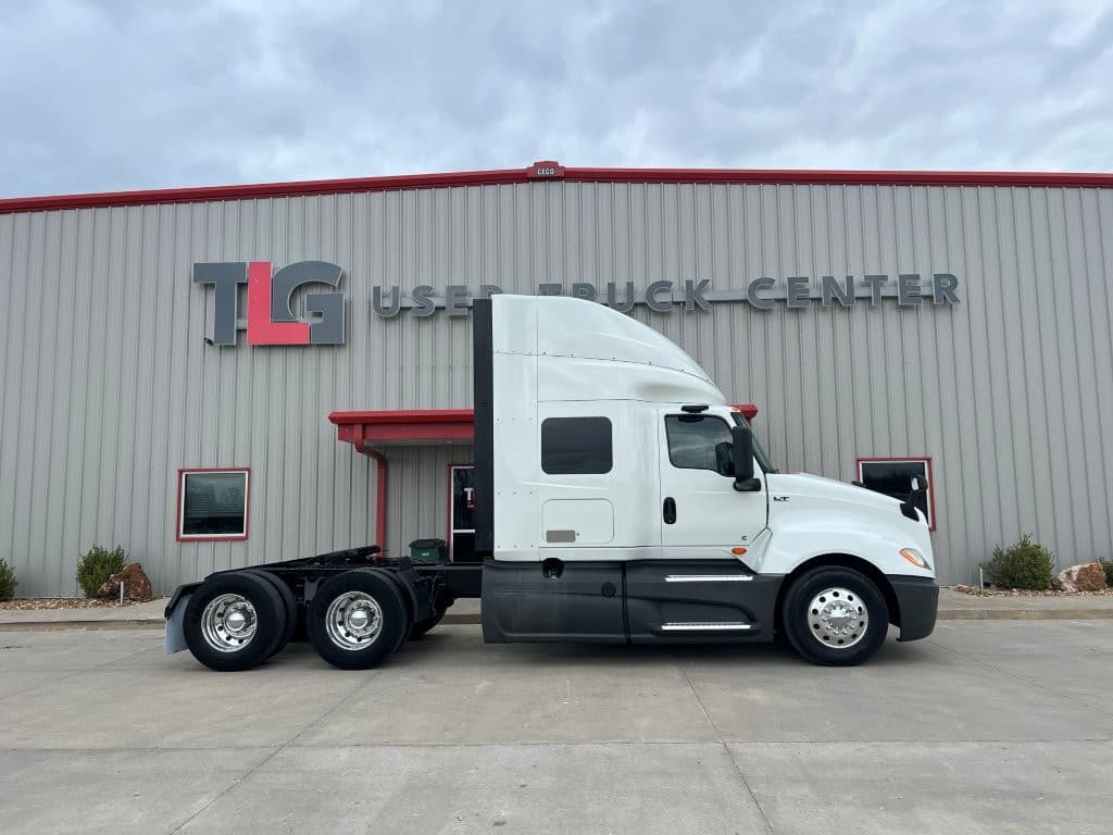 2022 International LT in Springfield, MO — photo 3
