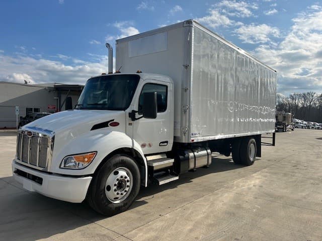 2025 Peterbilt 536
