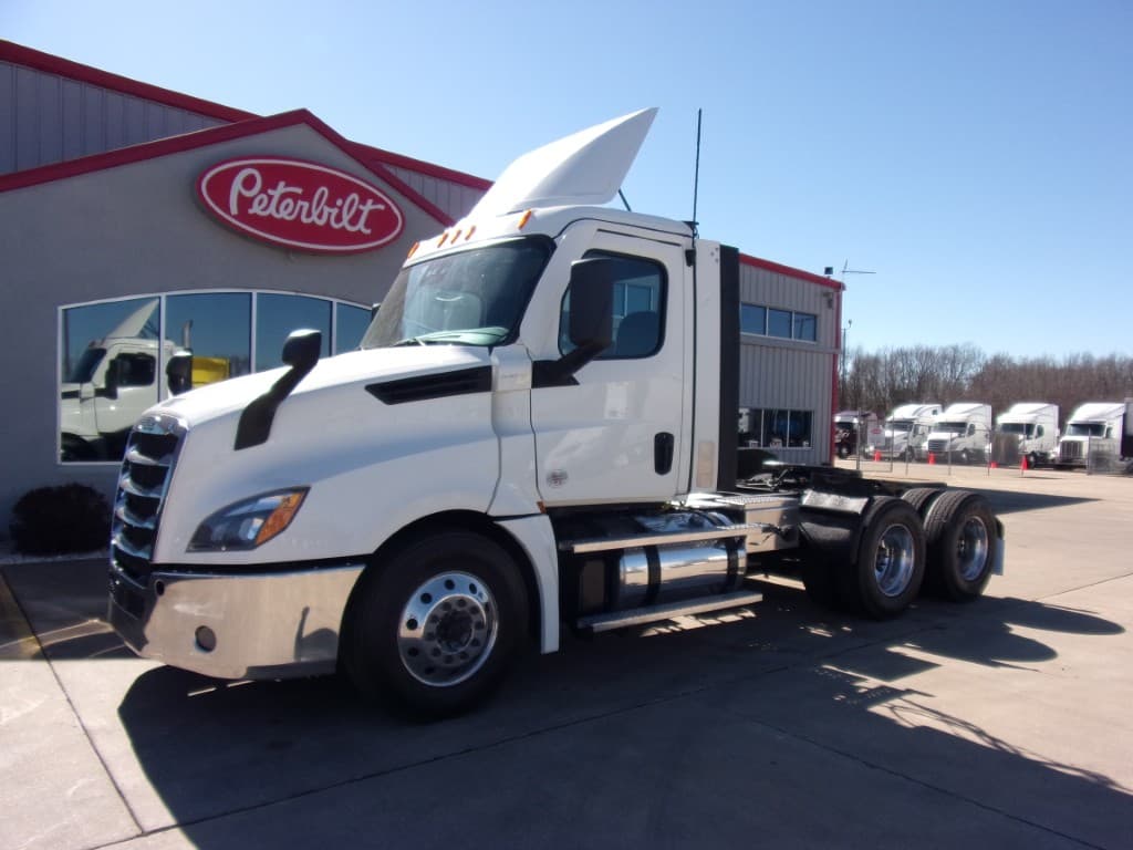 2021 Freightliner Cascadia