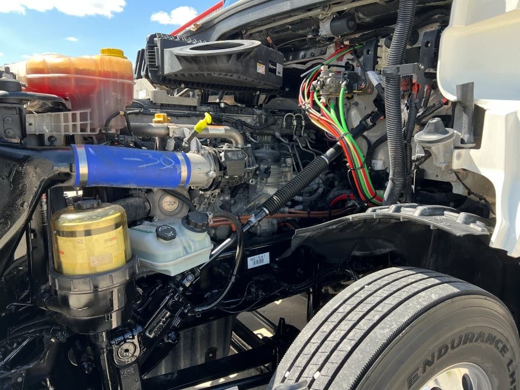 2021 Freightliner Cascadia in Springfield, MO — photo 9