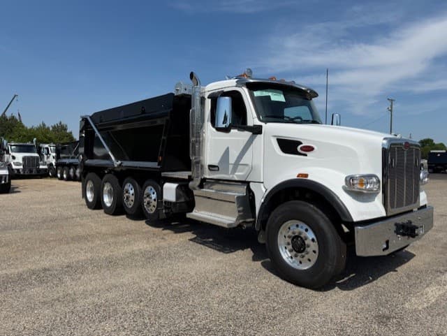 2026 Peterbilt 567 in Dunn, NC — photo 2
