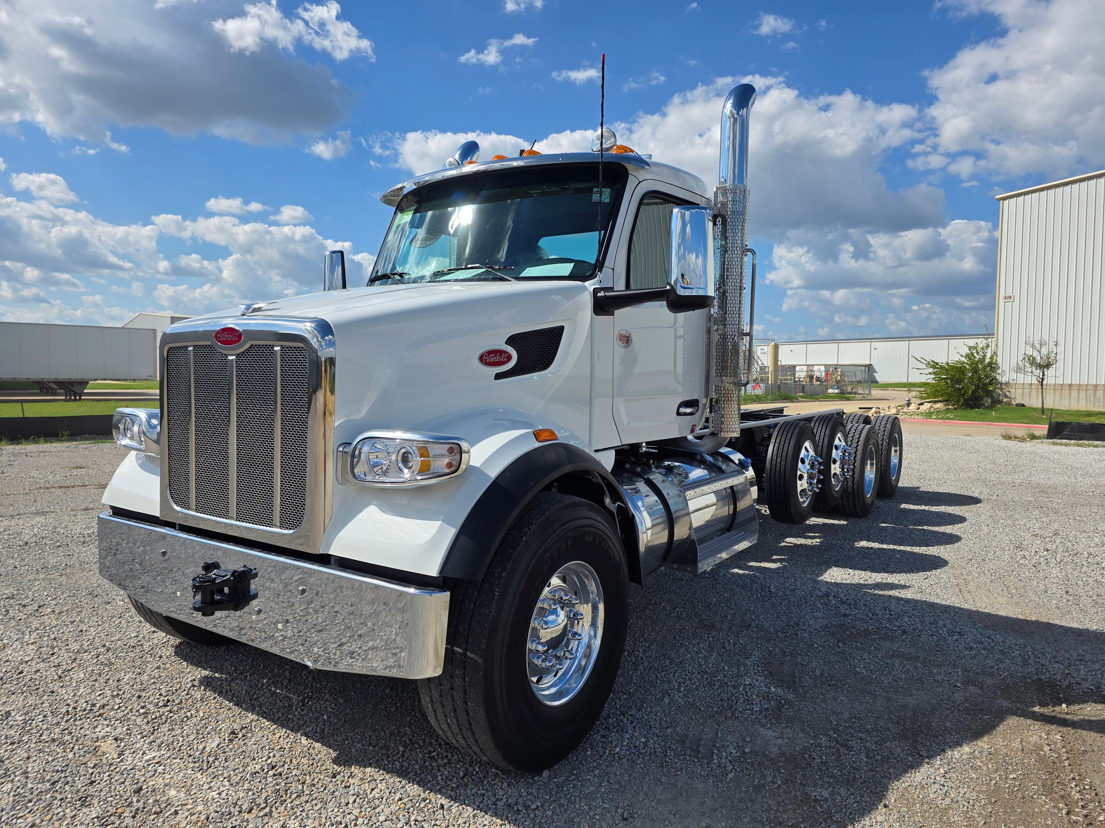 2026 Peterbilt 567