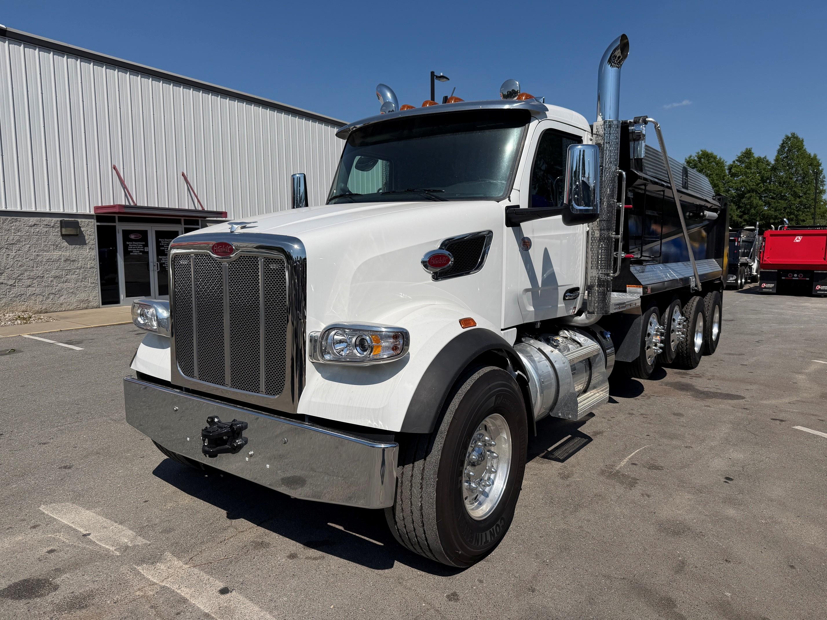 2026 Peterbilt 567