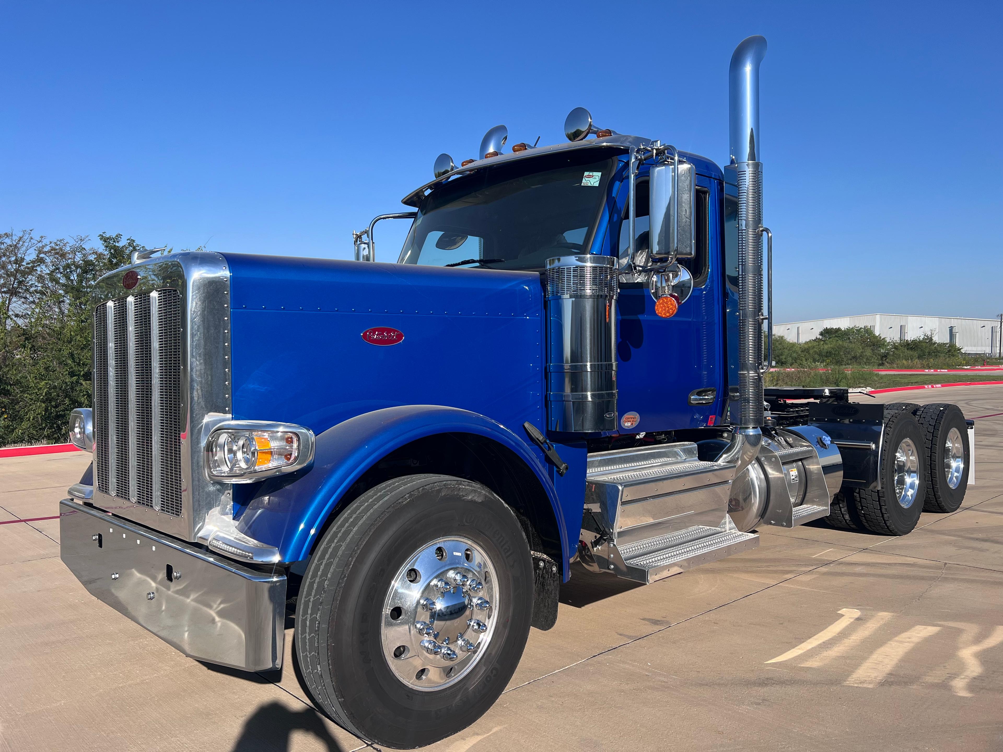 2026 Peterbilt 589