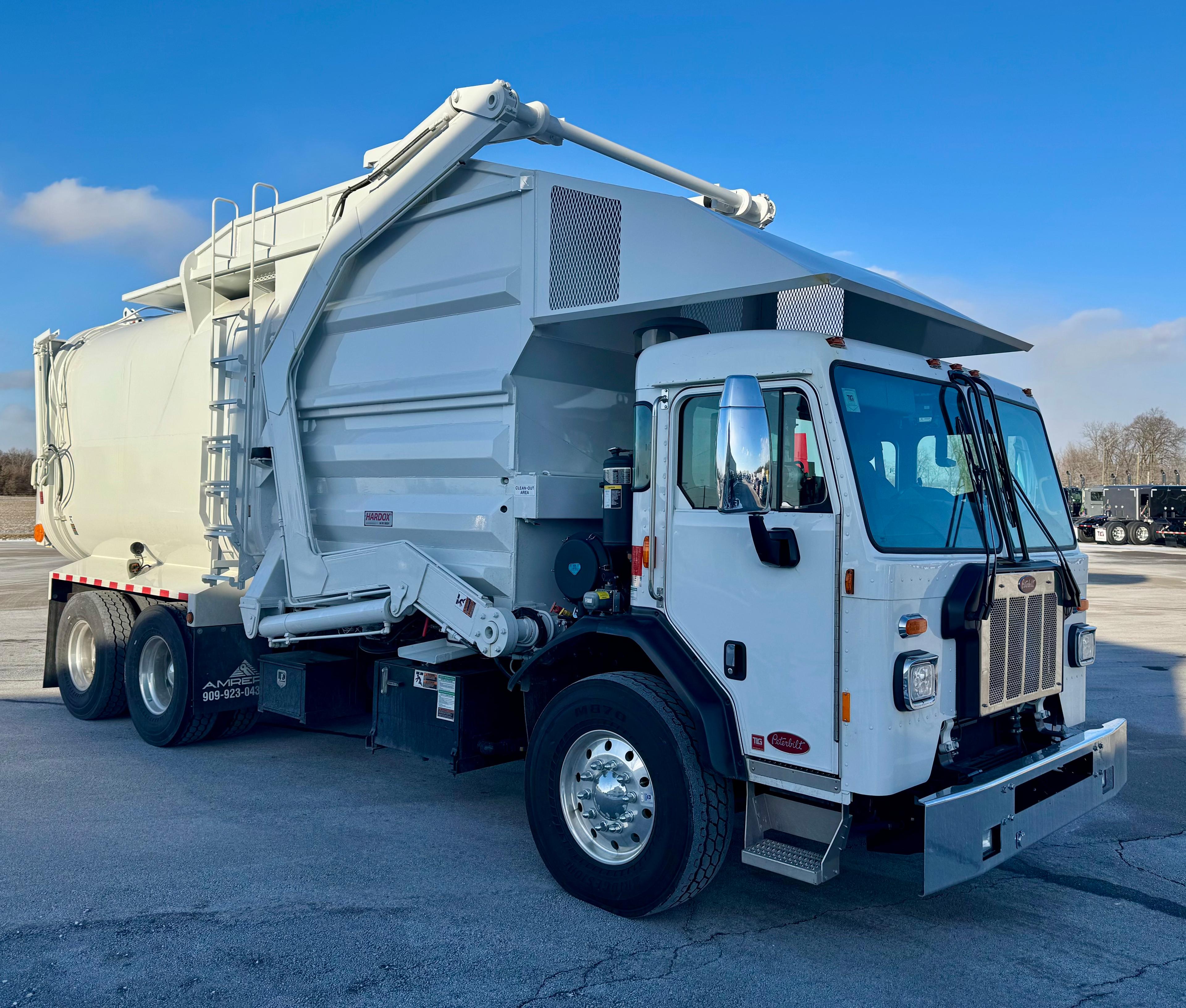 2026 Peterbilt 520
