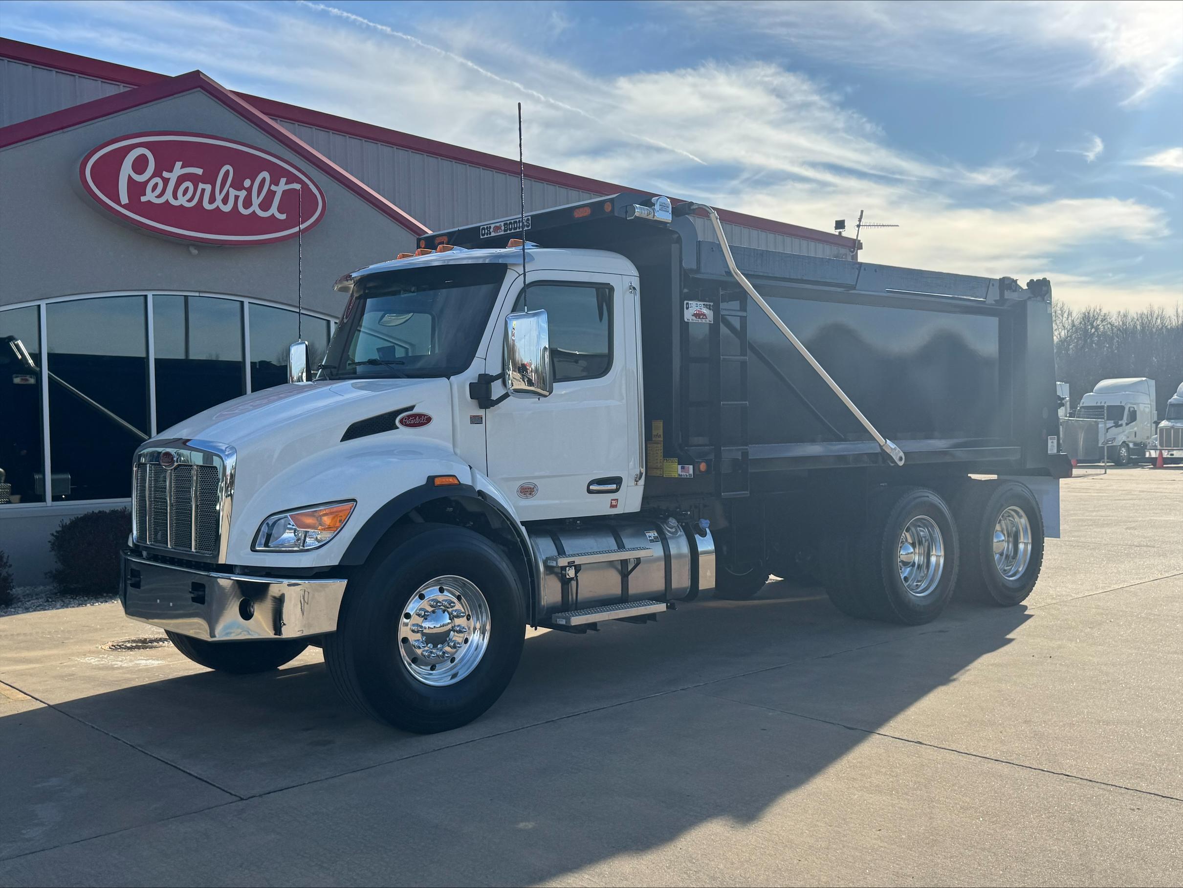 2026 Peterbilt 548