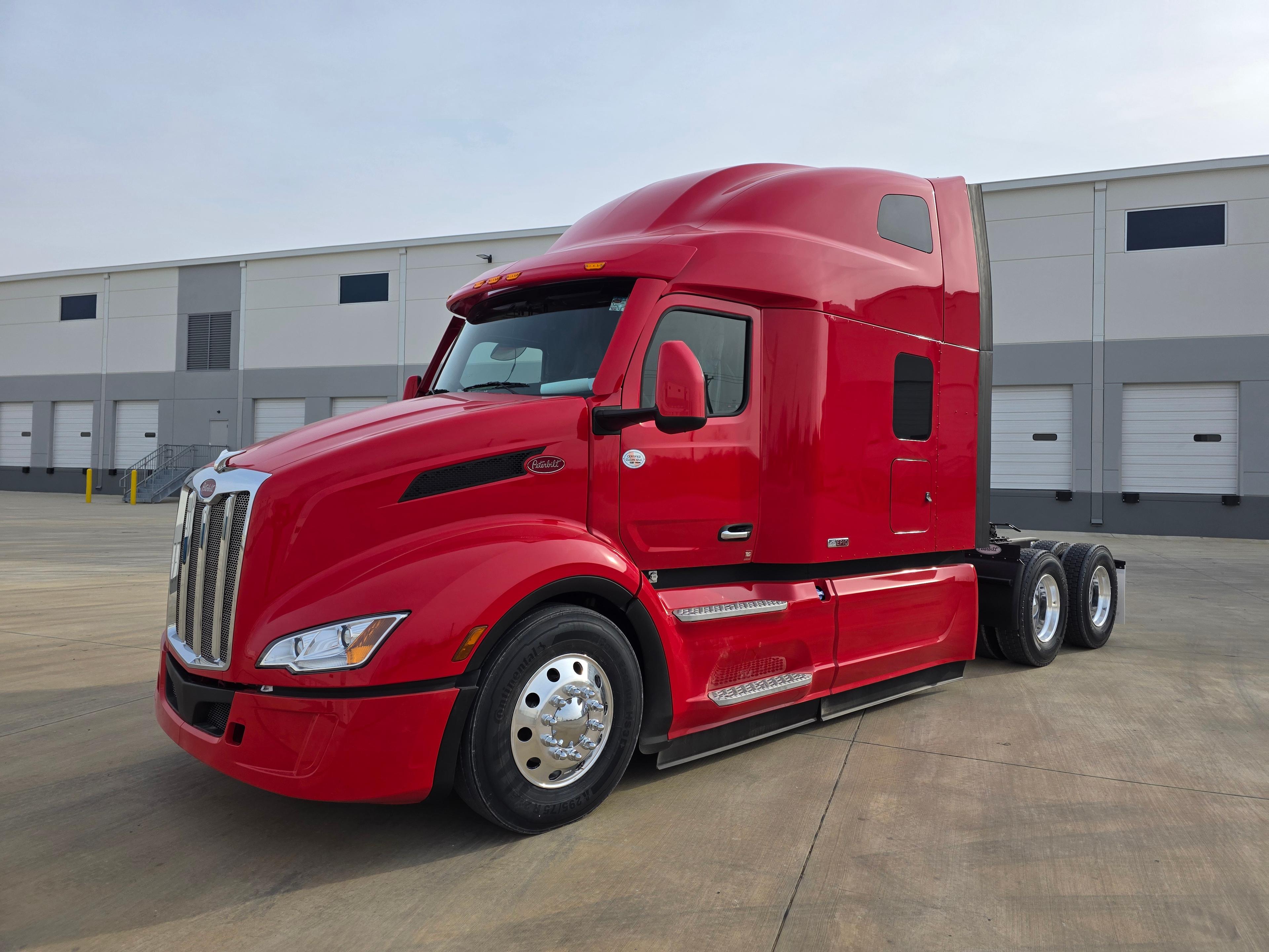 2027 Peterbilt 579