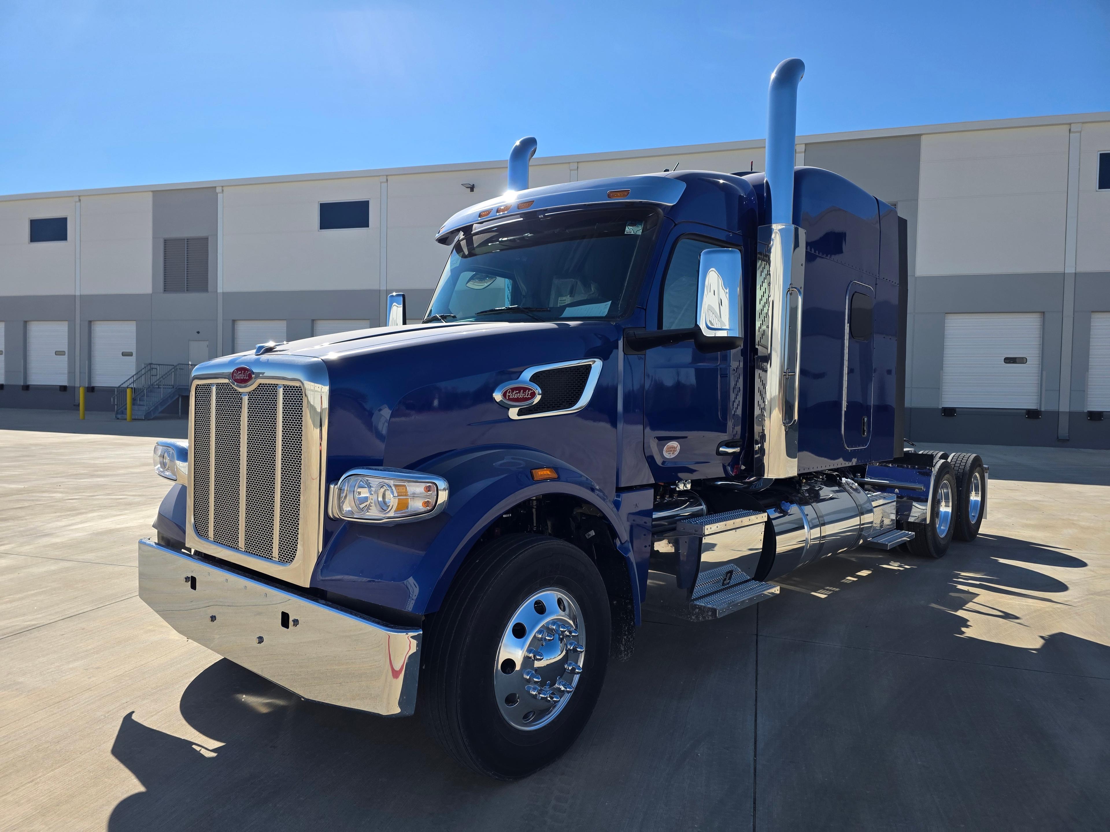2027 Peterbilt 567