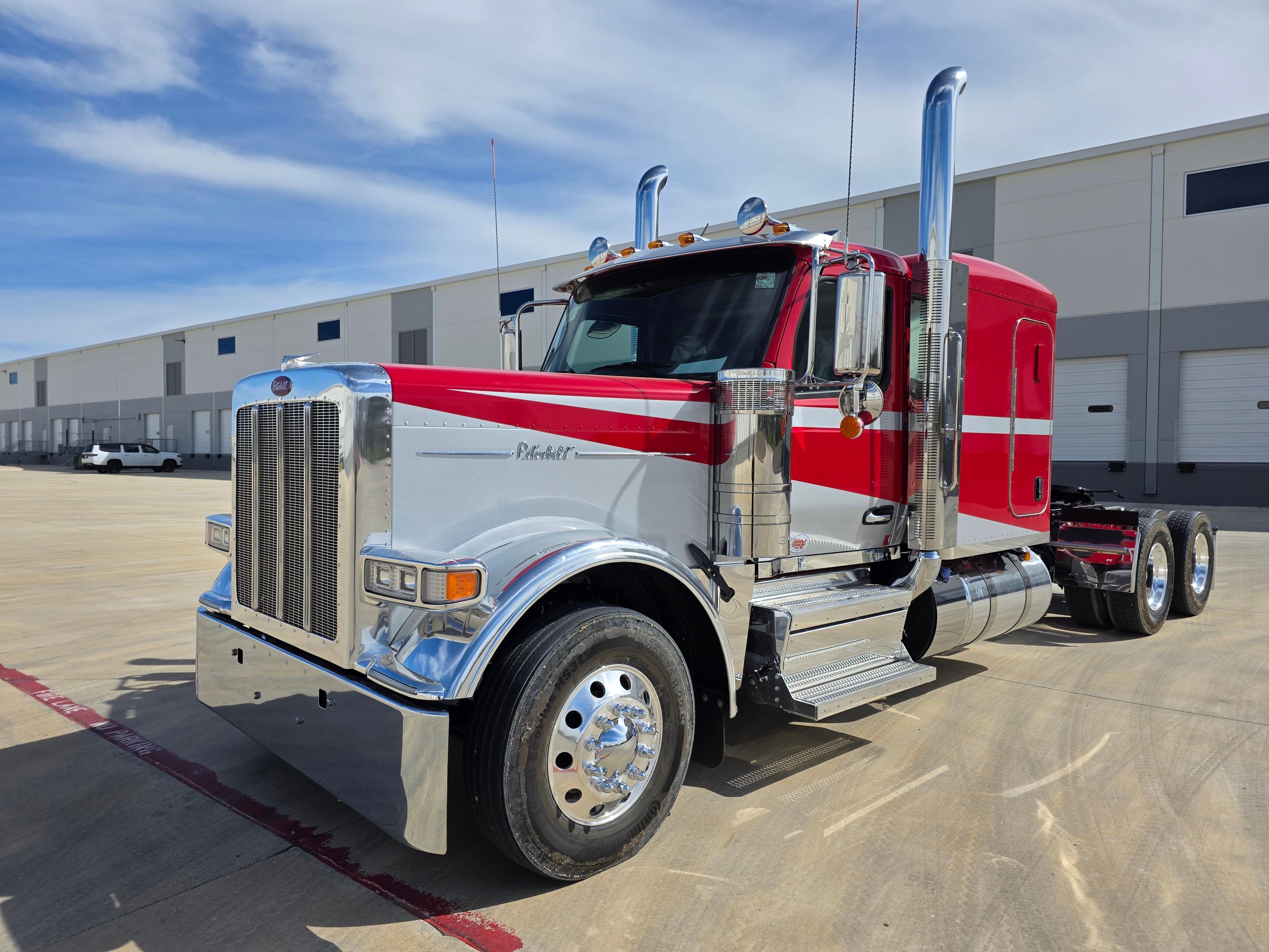 2027 Peterbilt 589