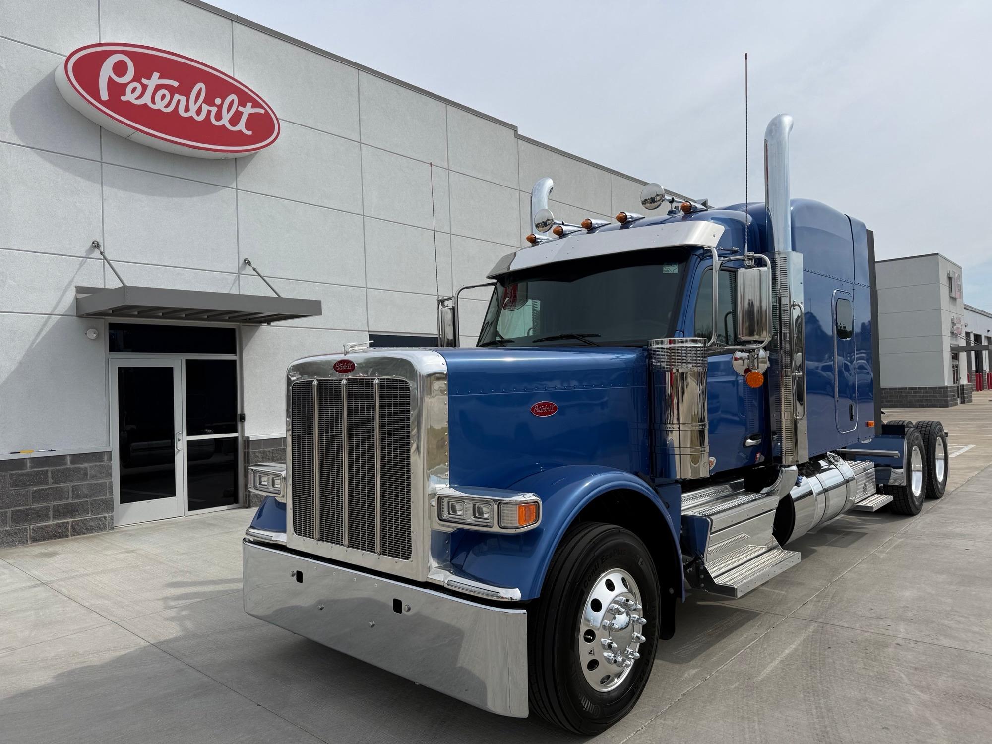 2027 Peterbilt 589