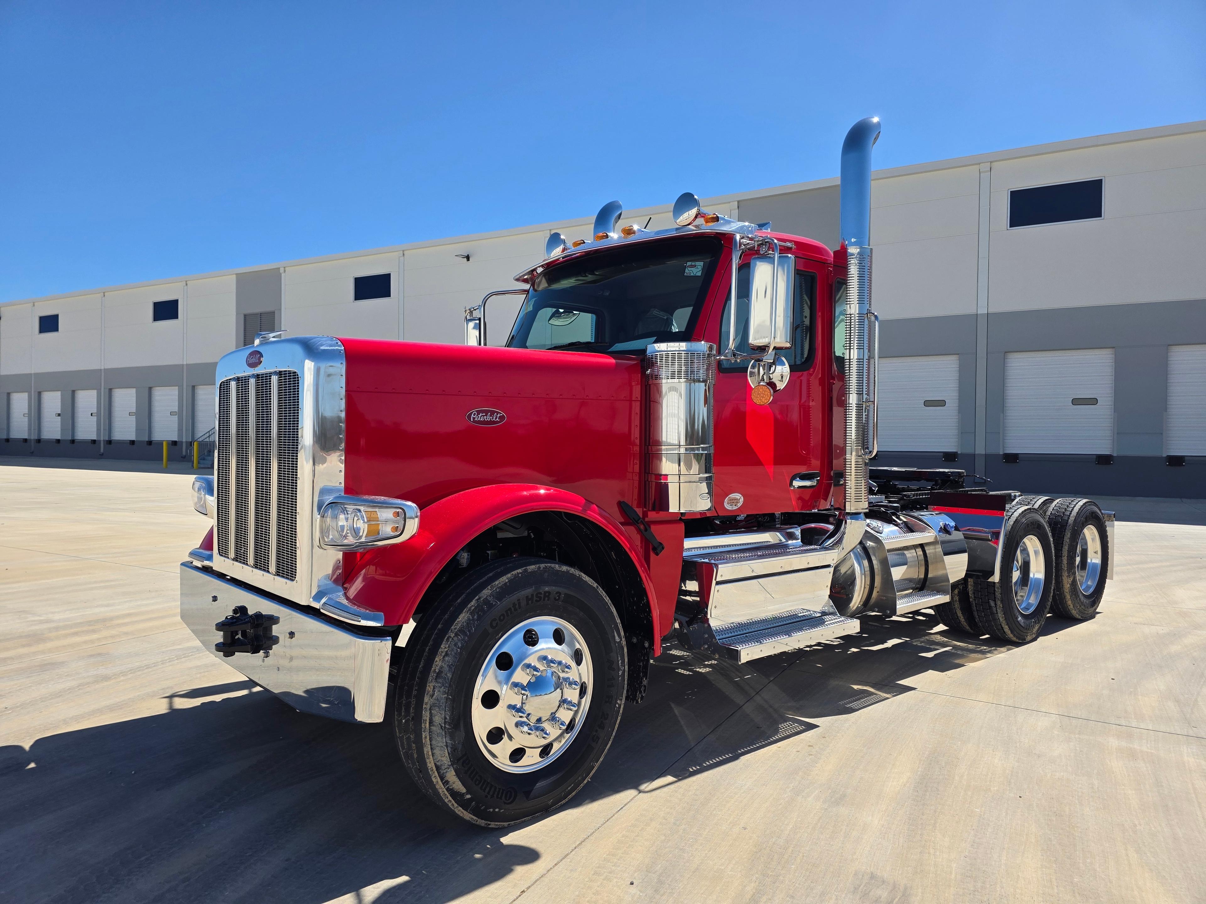 2027 Peterbilt 589