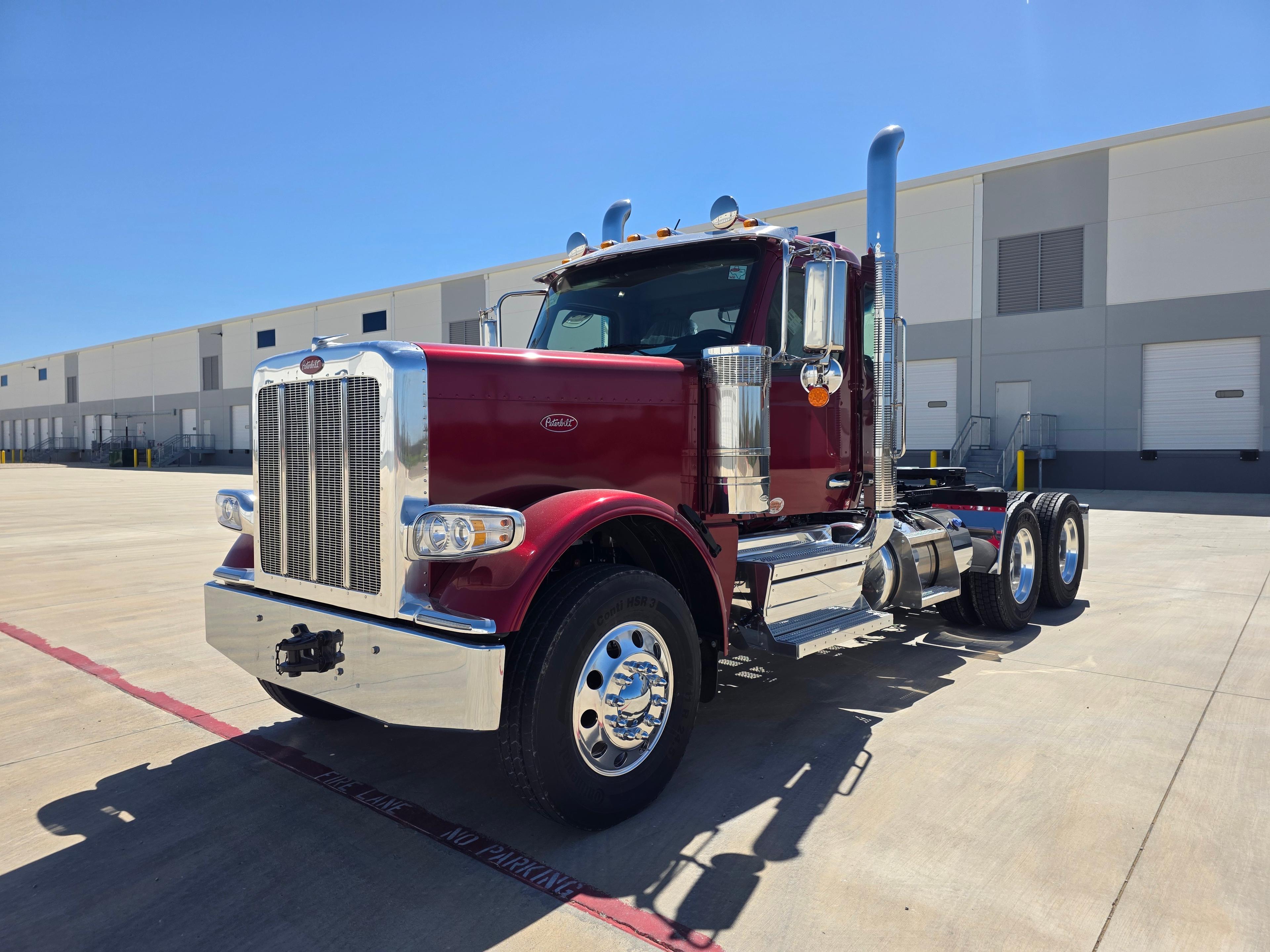 2027 Peterbilt 589