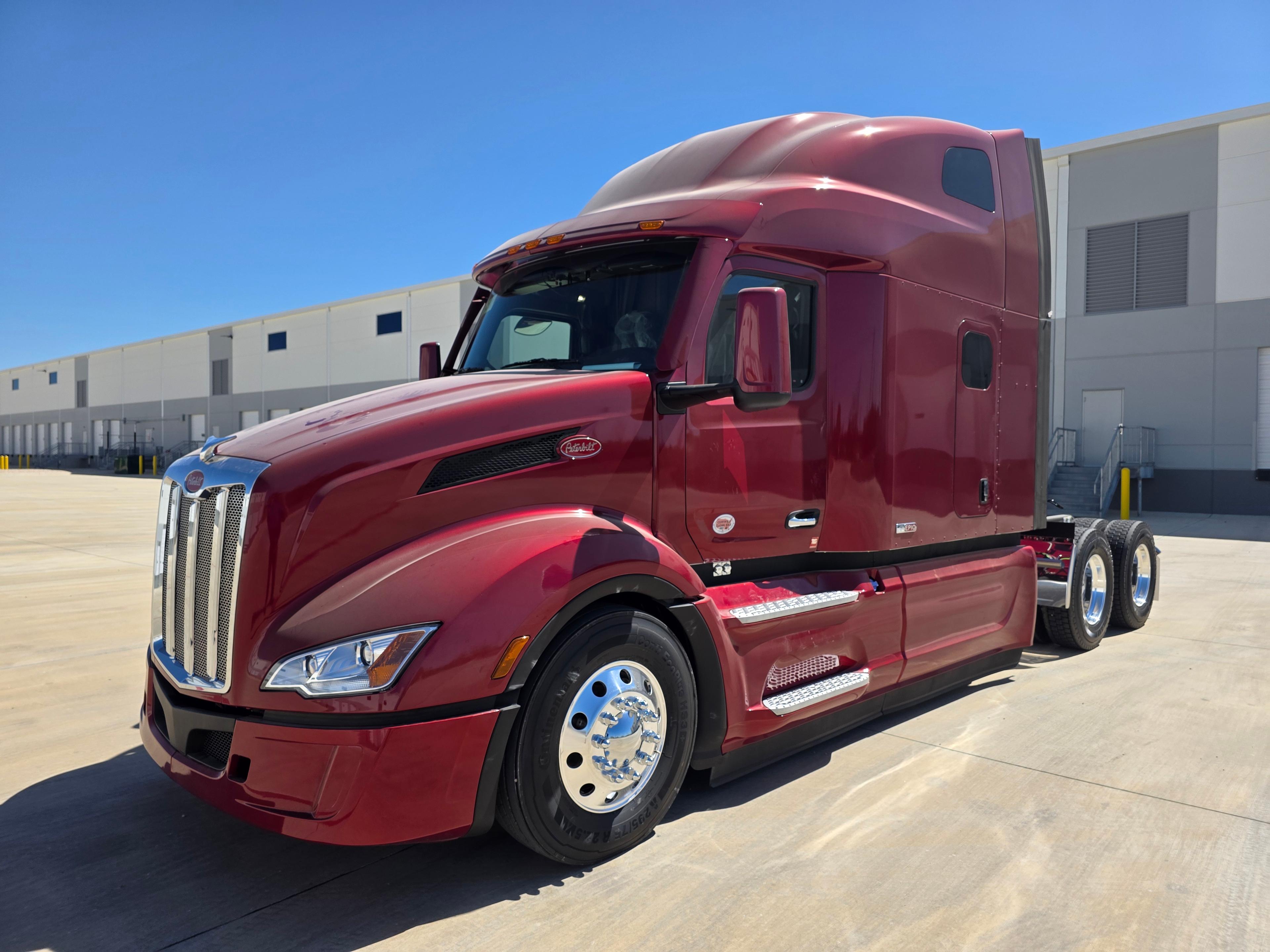 2027 Peterbilt 579