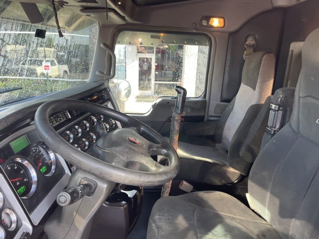 2014 Kenworth W900 in Birmingham, AL — photo 8