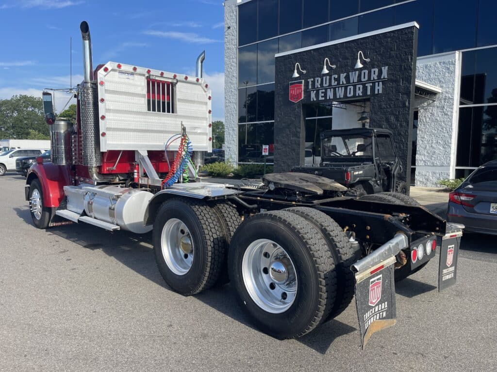 2014 Kenworth W900 in Birmingham, AL — photo 2