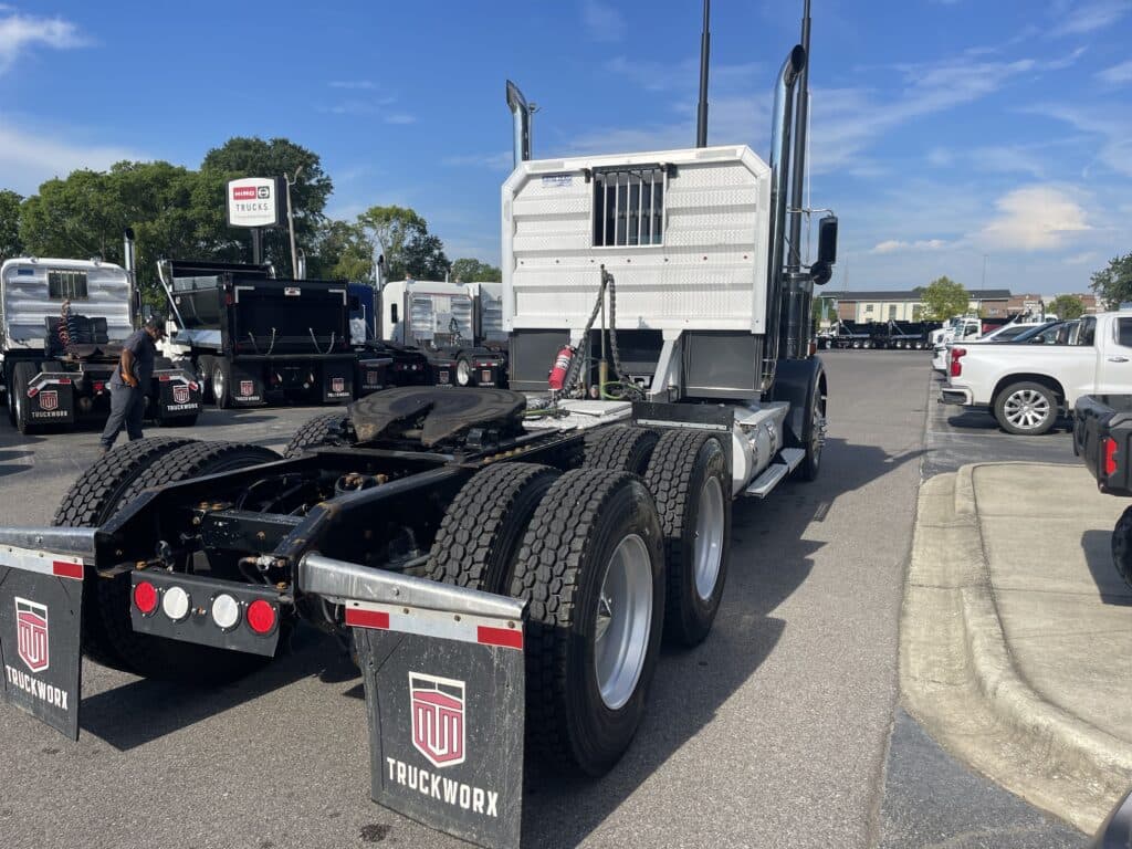2014 Kenworth W900 in Birmingham, AL — photo 4