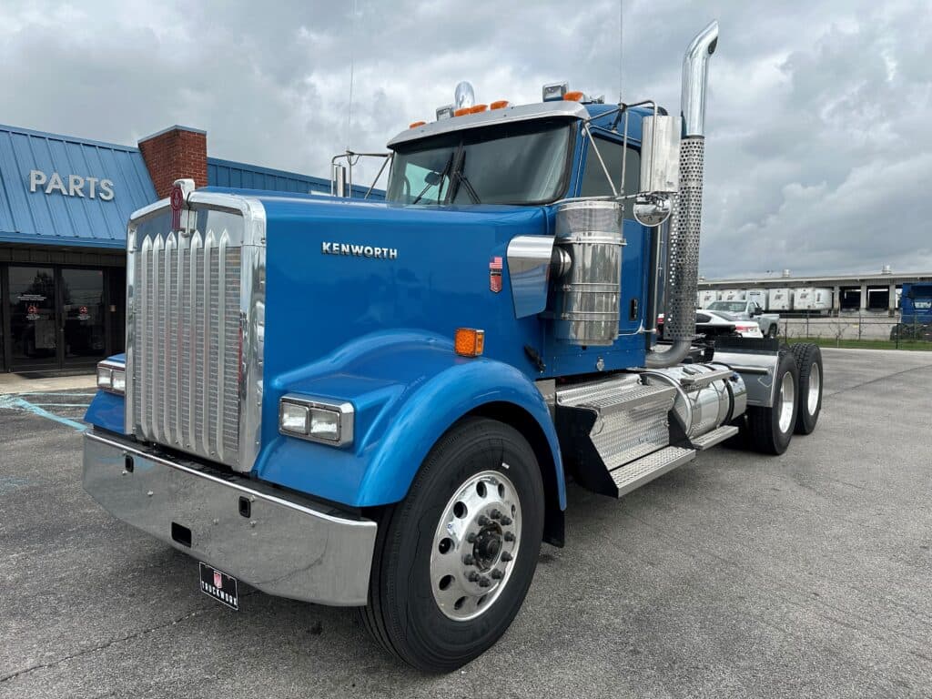 2026 Kenworth W900