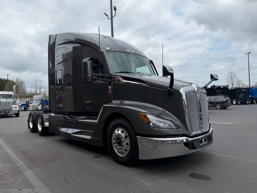 2026 Kenworth in Birmingham, AL — photo 2