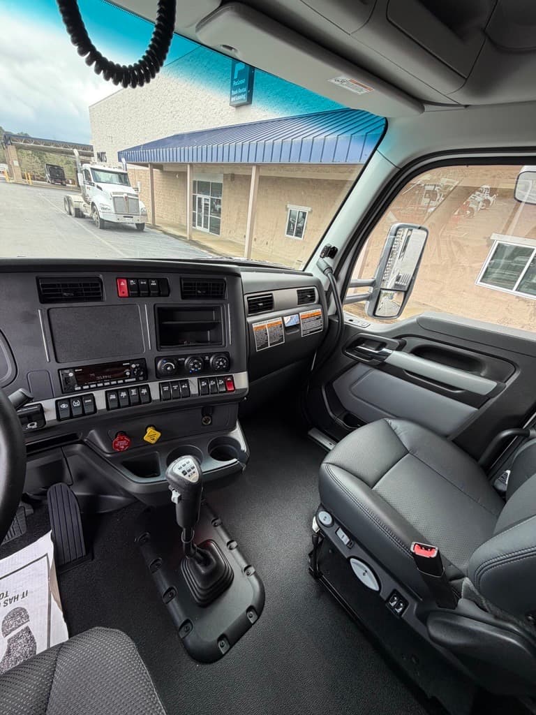 2026 Kenworth in Birmingham, AL — photo 9