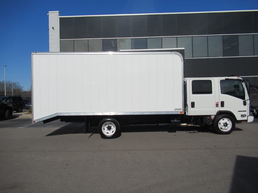 2026 Isuzu in Birmingham, AL — photo 2