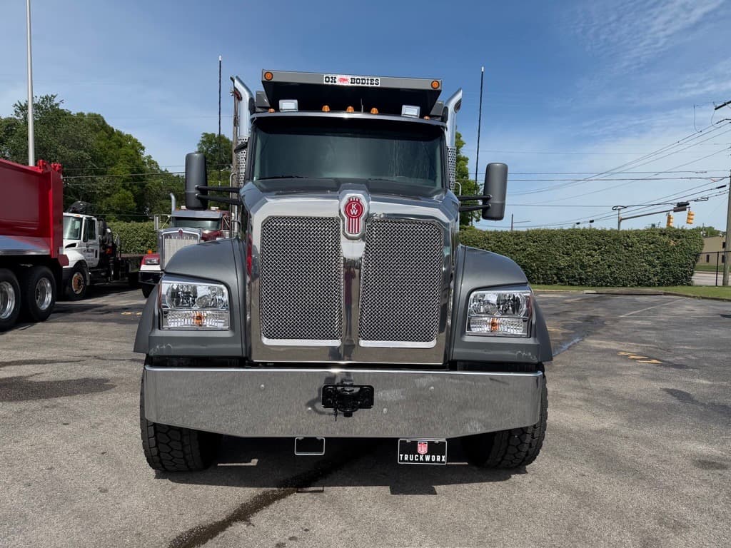 2027 Kenworth T880 in Mobile, AL — photo 3