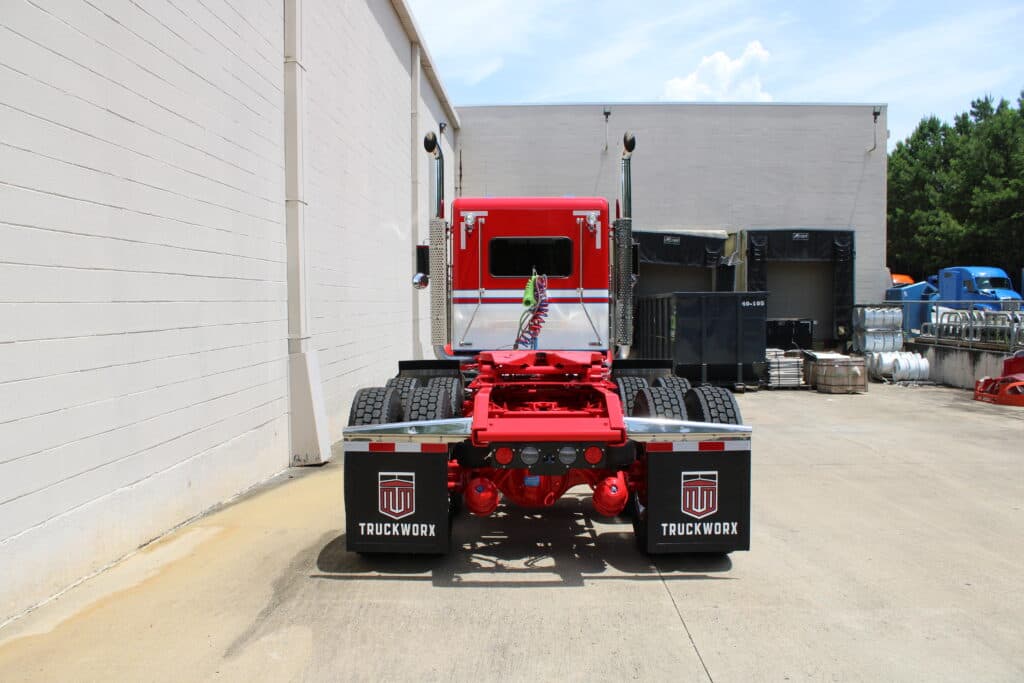 2027 Kenworth W900 in Mobile, AL — photo 3