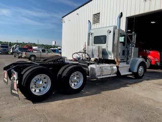 2022 Kenworth W900 in Birmingham, AL — photo 4