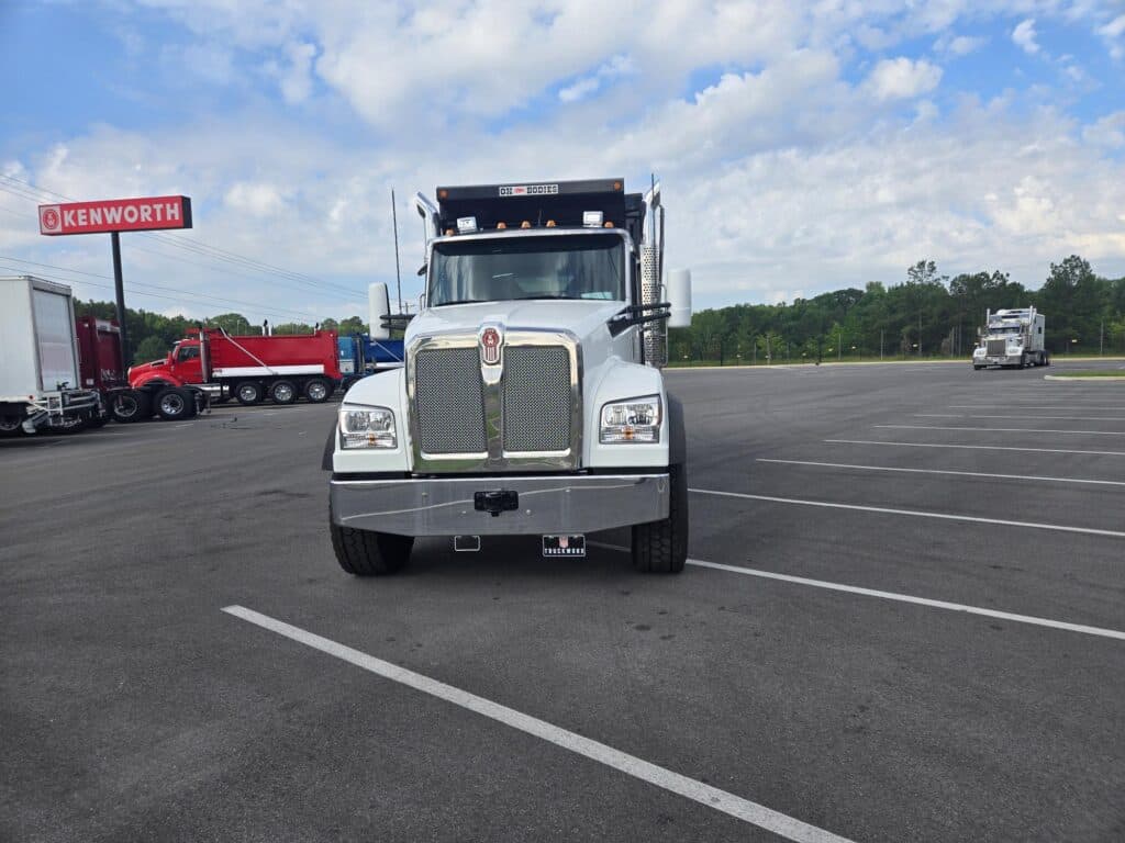 2027 Kenworth T880 in Huntsville, AL — photo 6