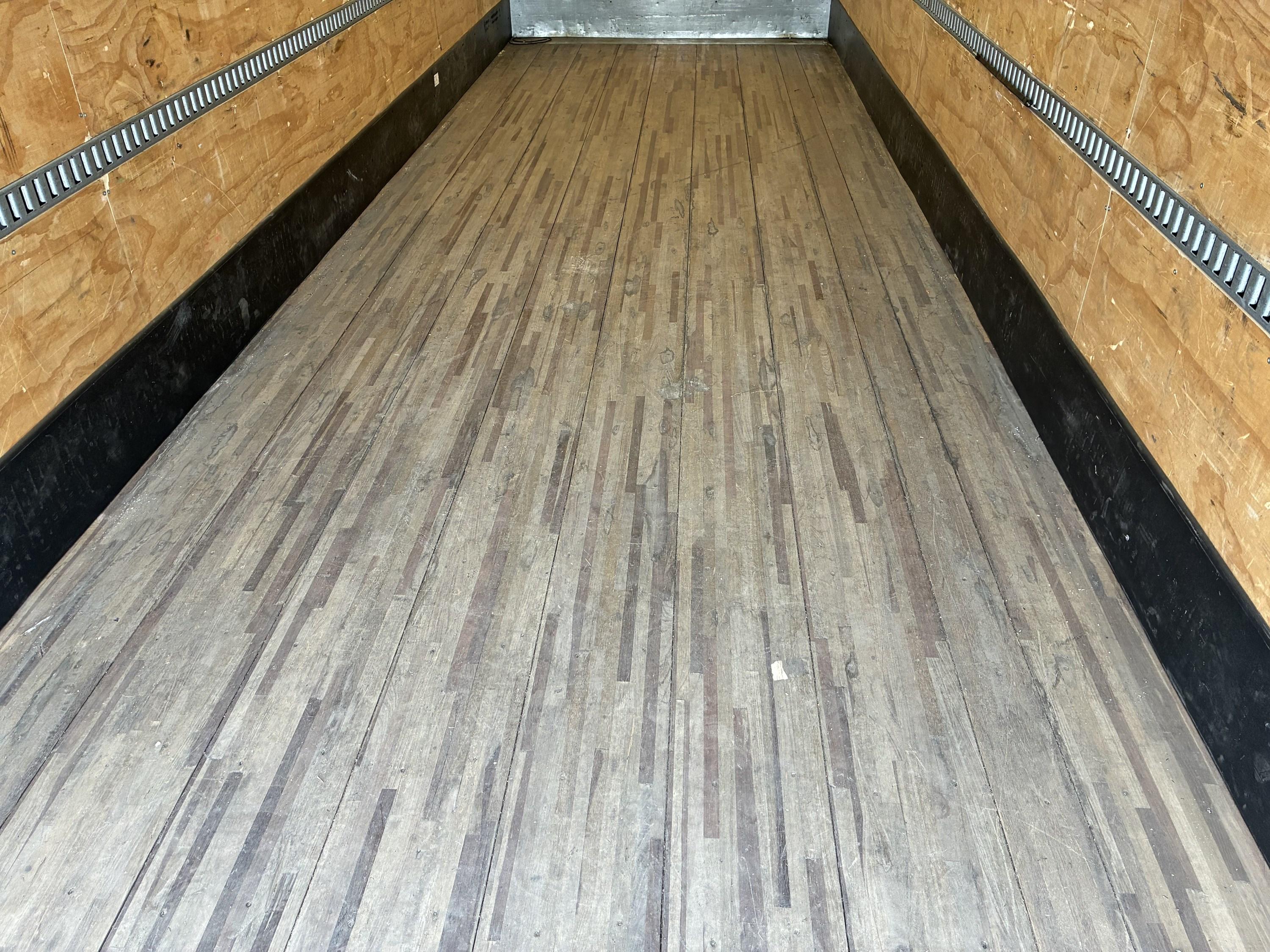 2020 Hino 268 in CHARLOTTE, NC — photo 12