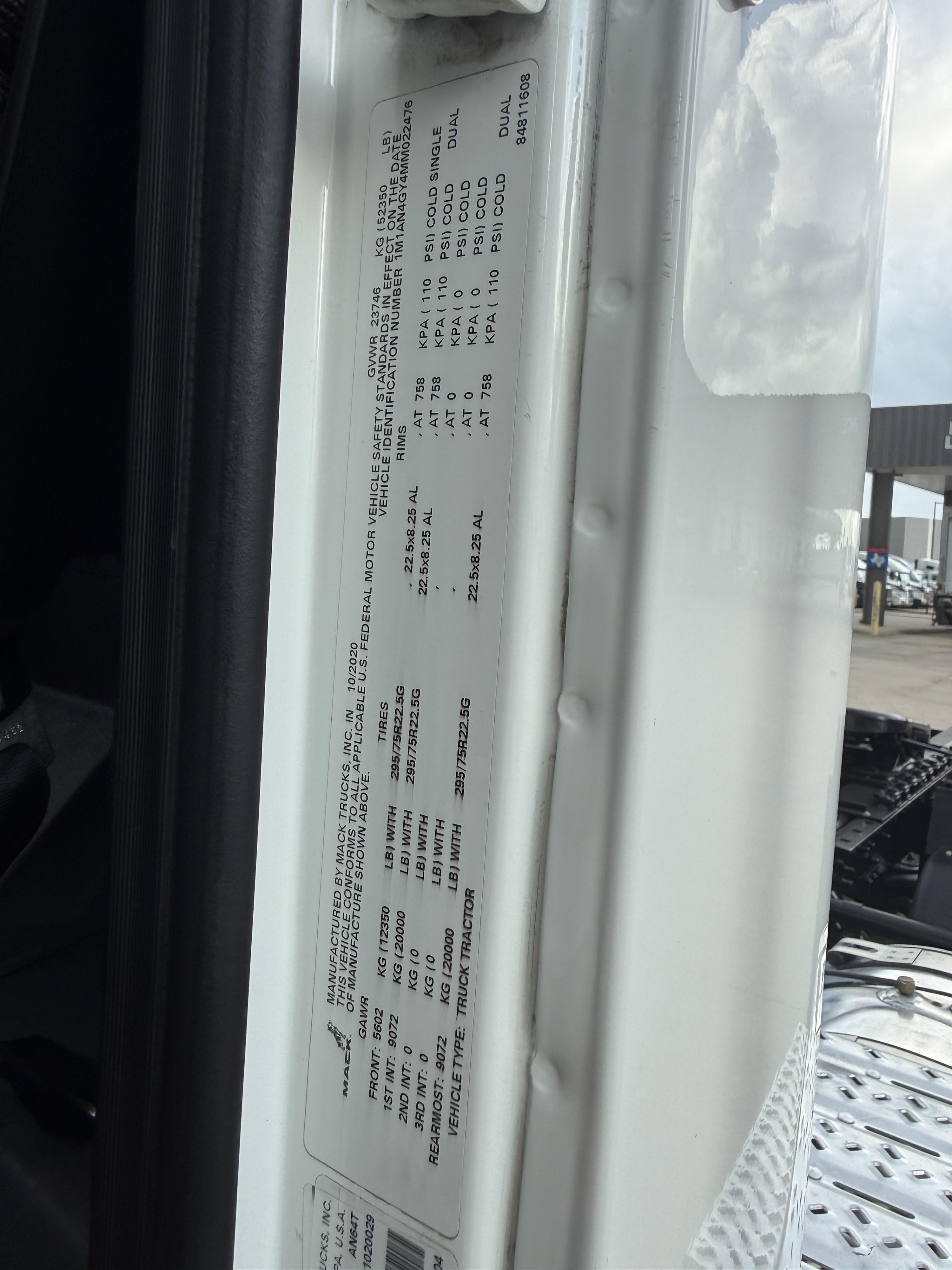 2021 Mack Anthem in HOUSTON, TX — photo 23