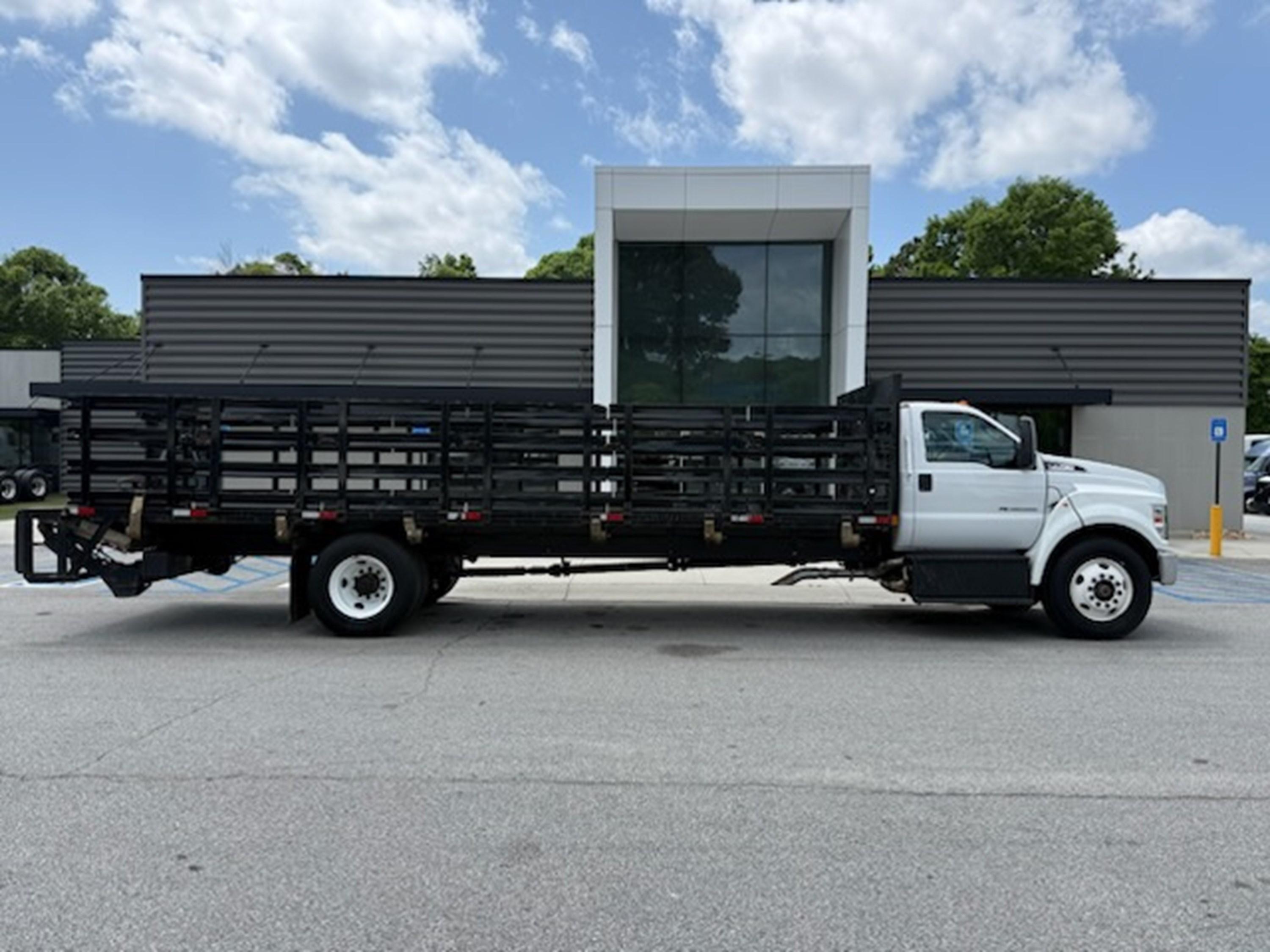 2017 Ford F-750 in GA — photo 2