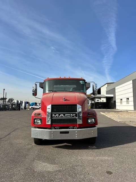 2025 Mack MD