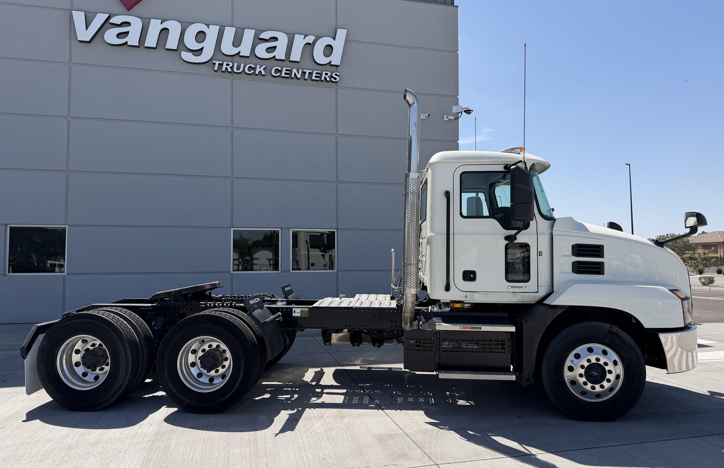 2025 Mack Anthem in PHOENIX, AZ — photo 2
