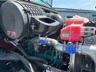 2025 Volvo VNR 640 in ADAIRSVILLE, GA — photo 7