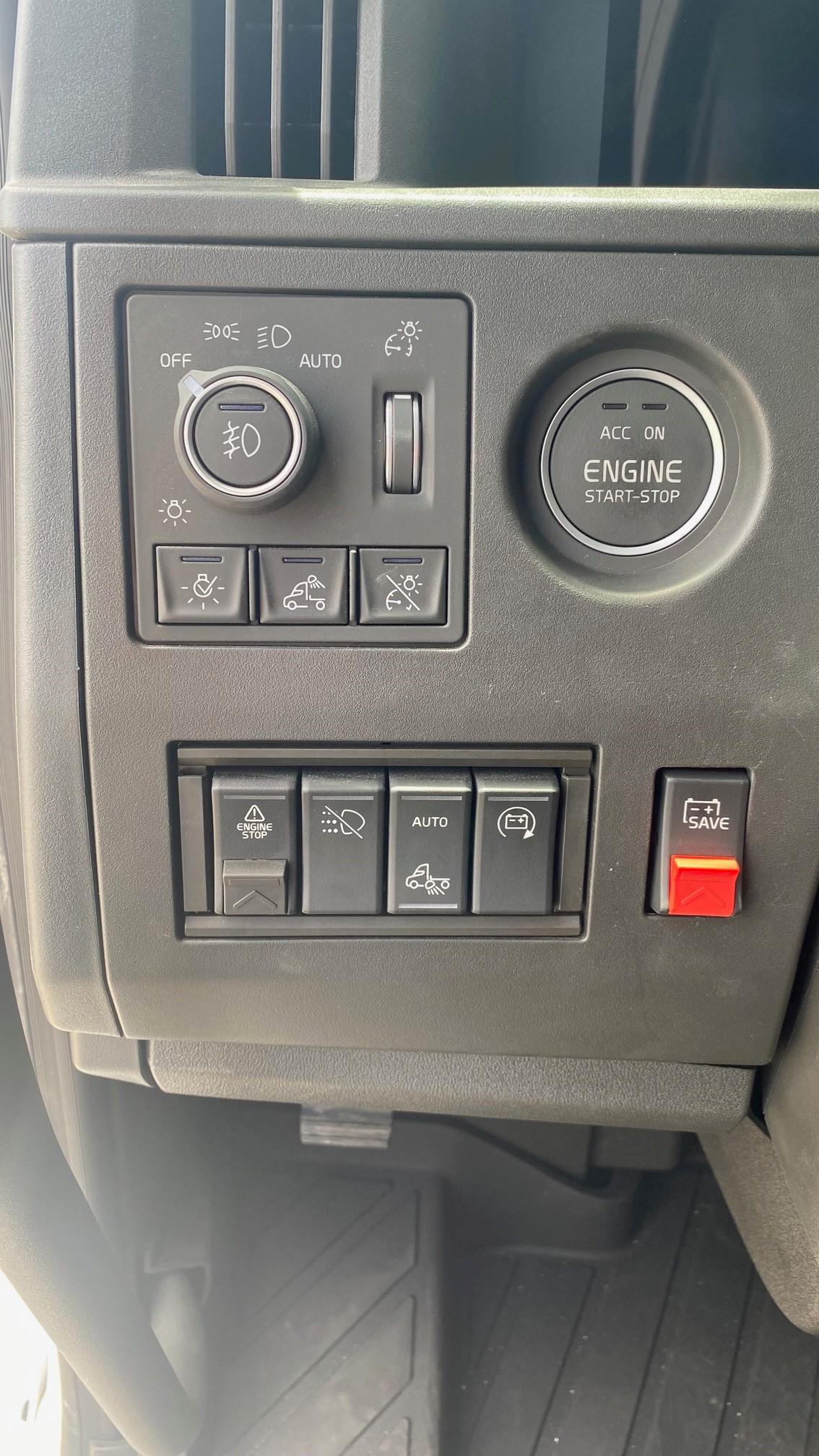 2025 Volvo VNL 860 in AUSTIN, TX — photo 12
