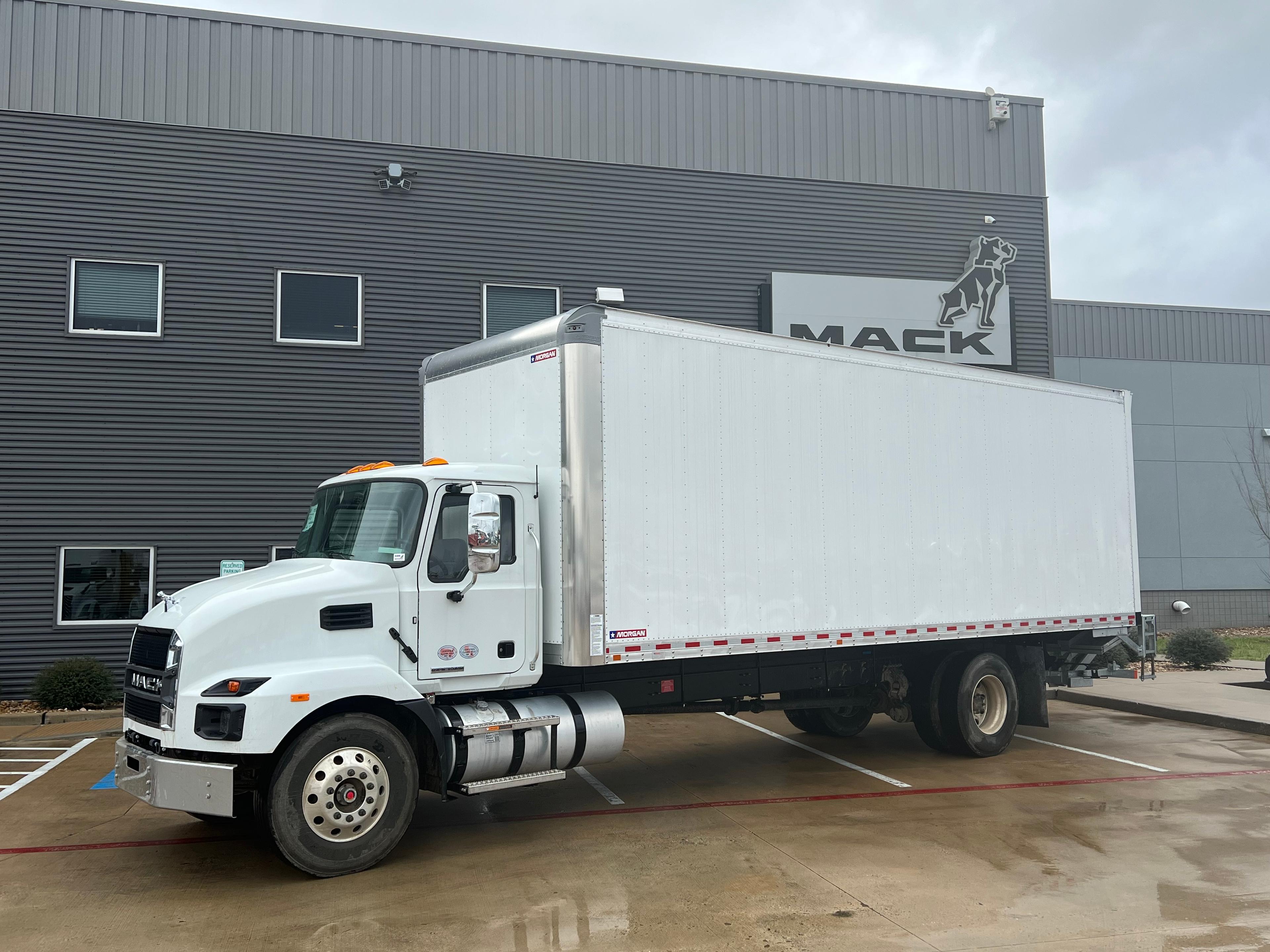 2025 Mack MD