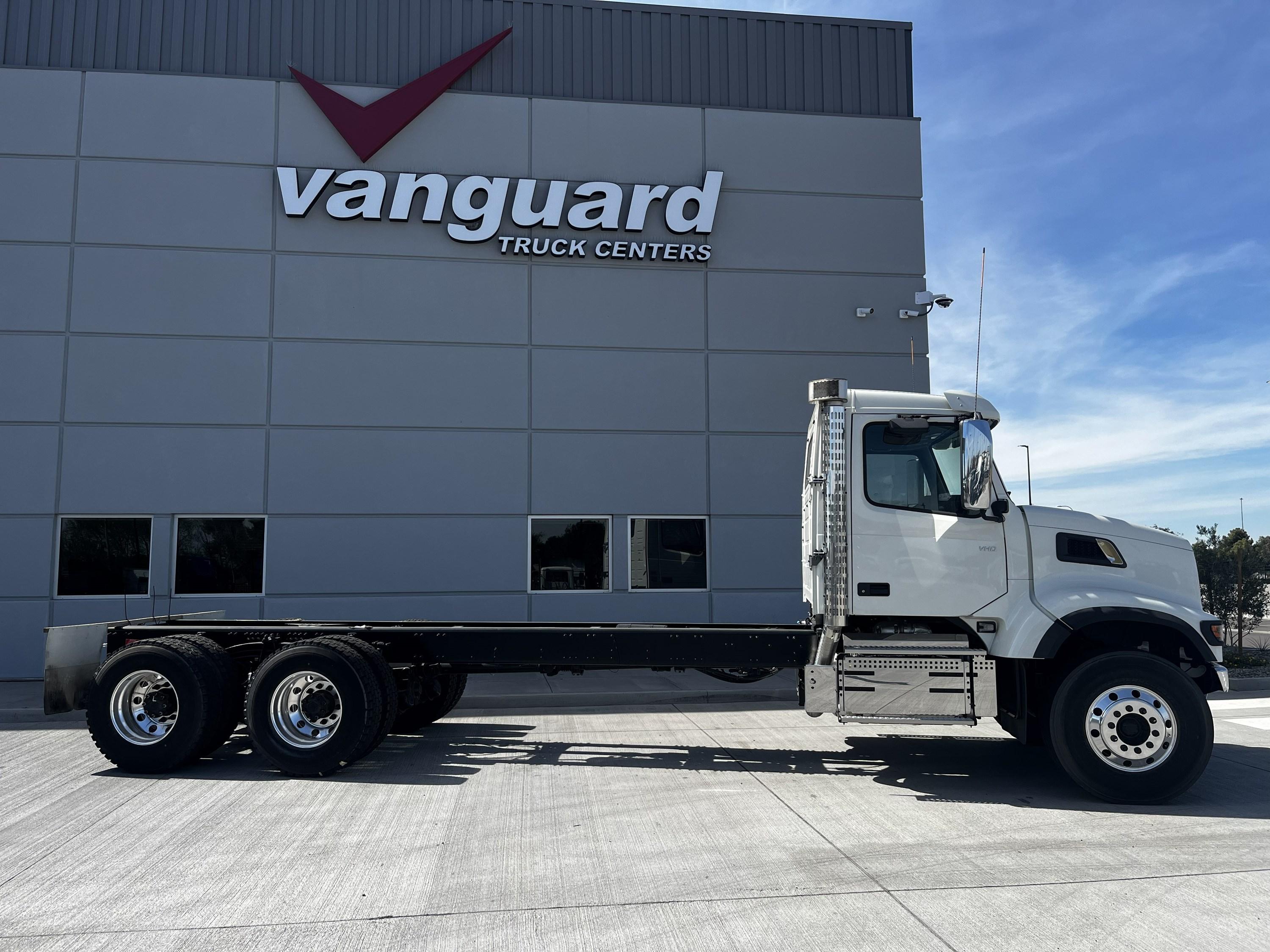 2026 Volvo in PHOENIX, AZ — photo 2