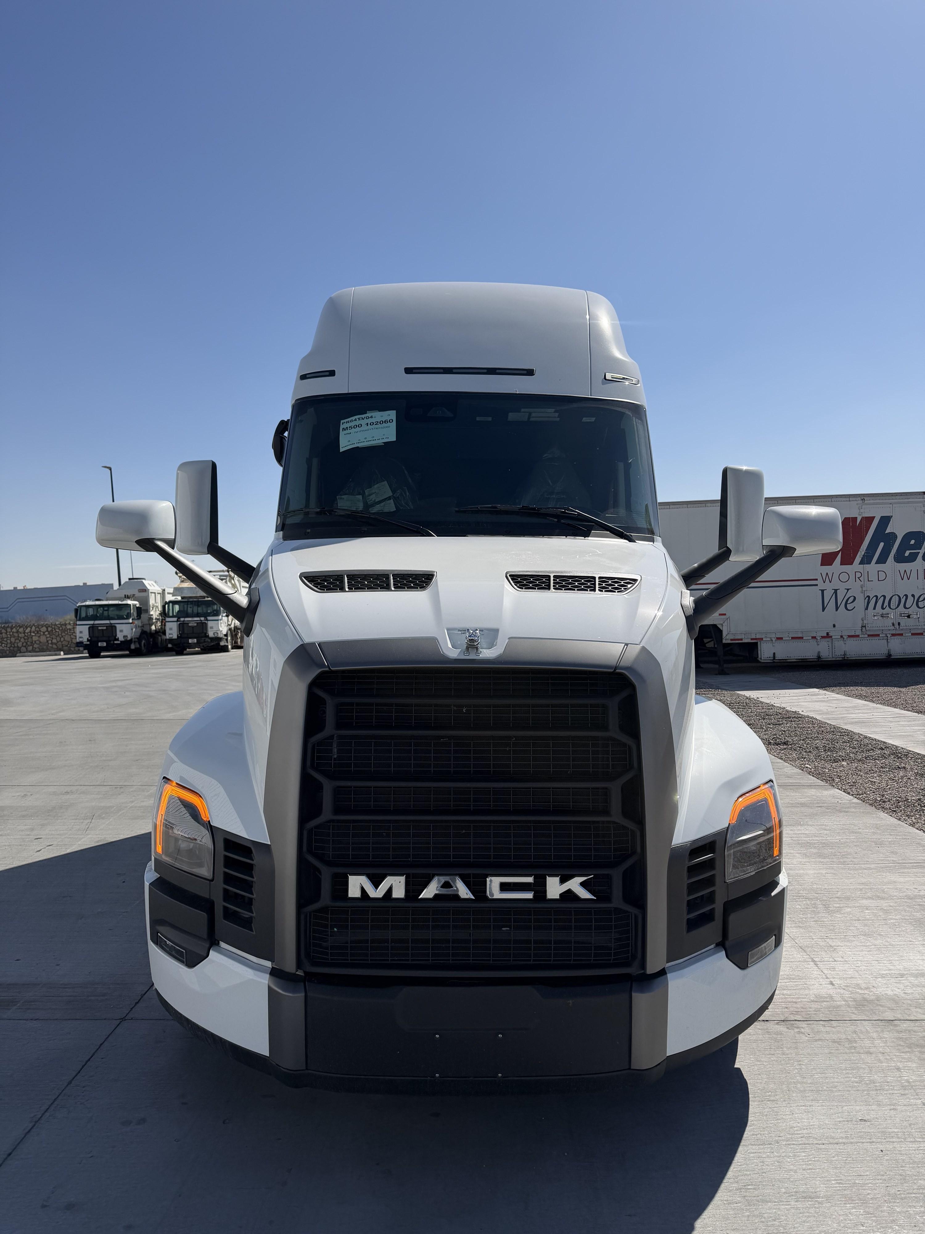 2026 Mack in EL PASO, TX — photo 2