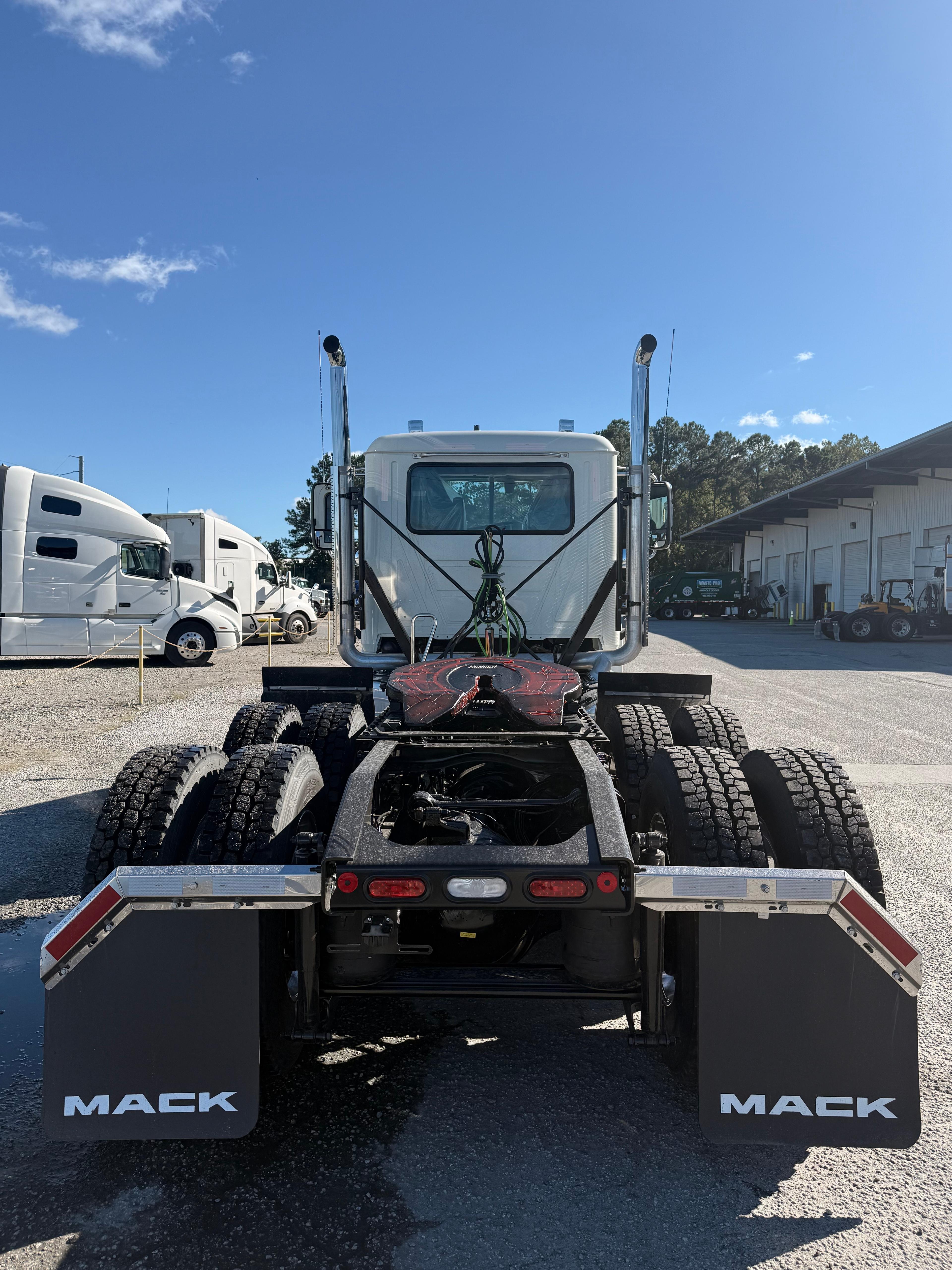 2026 Mack Pinnacle in AUGUSTA, GA — photo 5