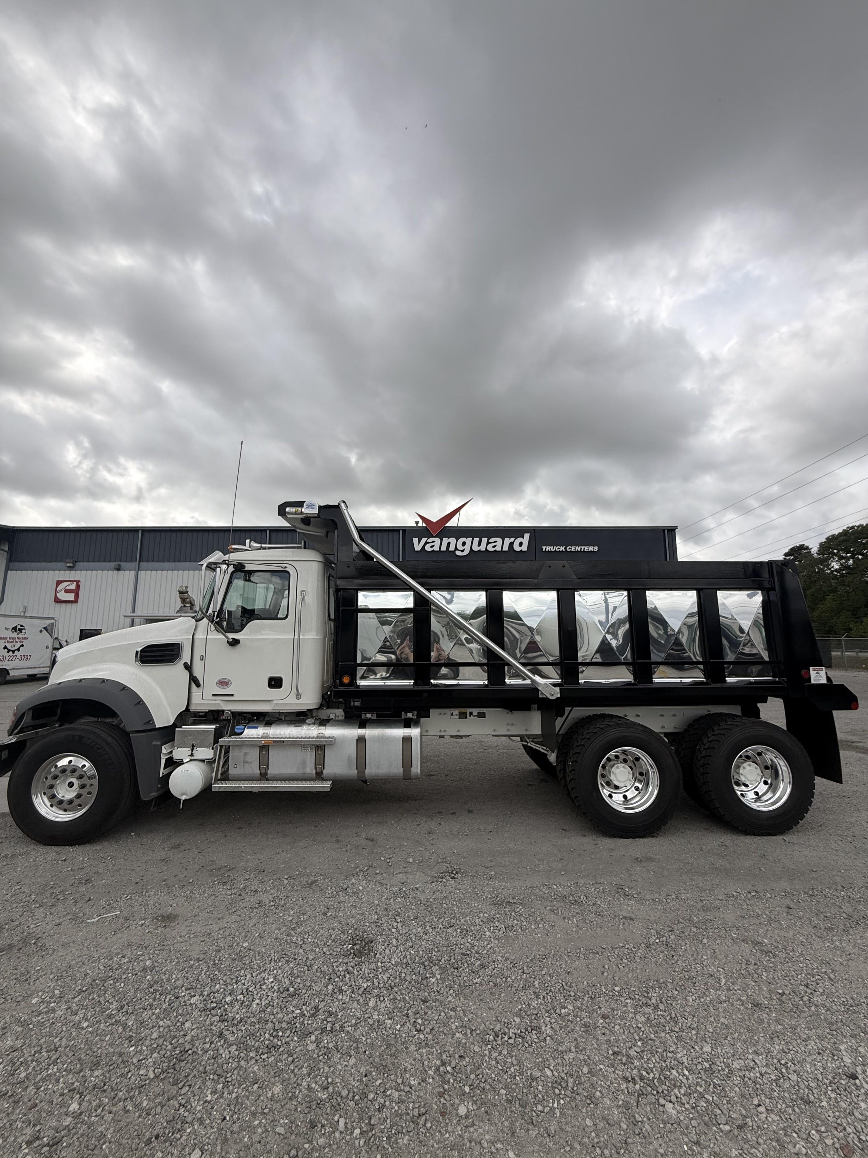 2026 Mack Granite in SAVANNAH, GA — photo 10
