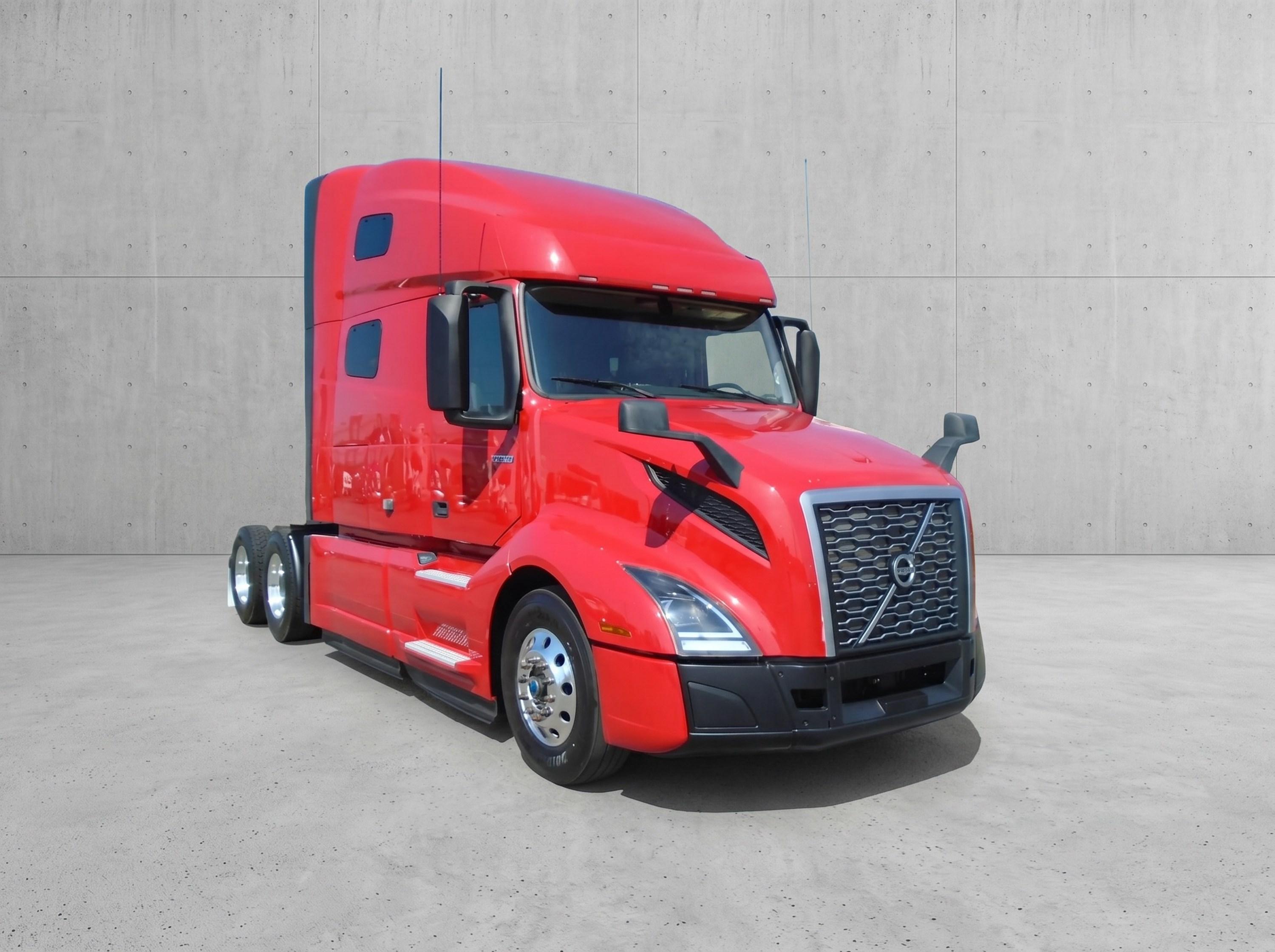 2022 Volvo VNL 760