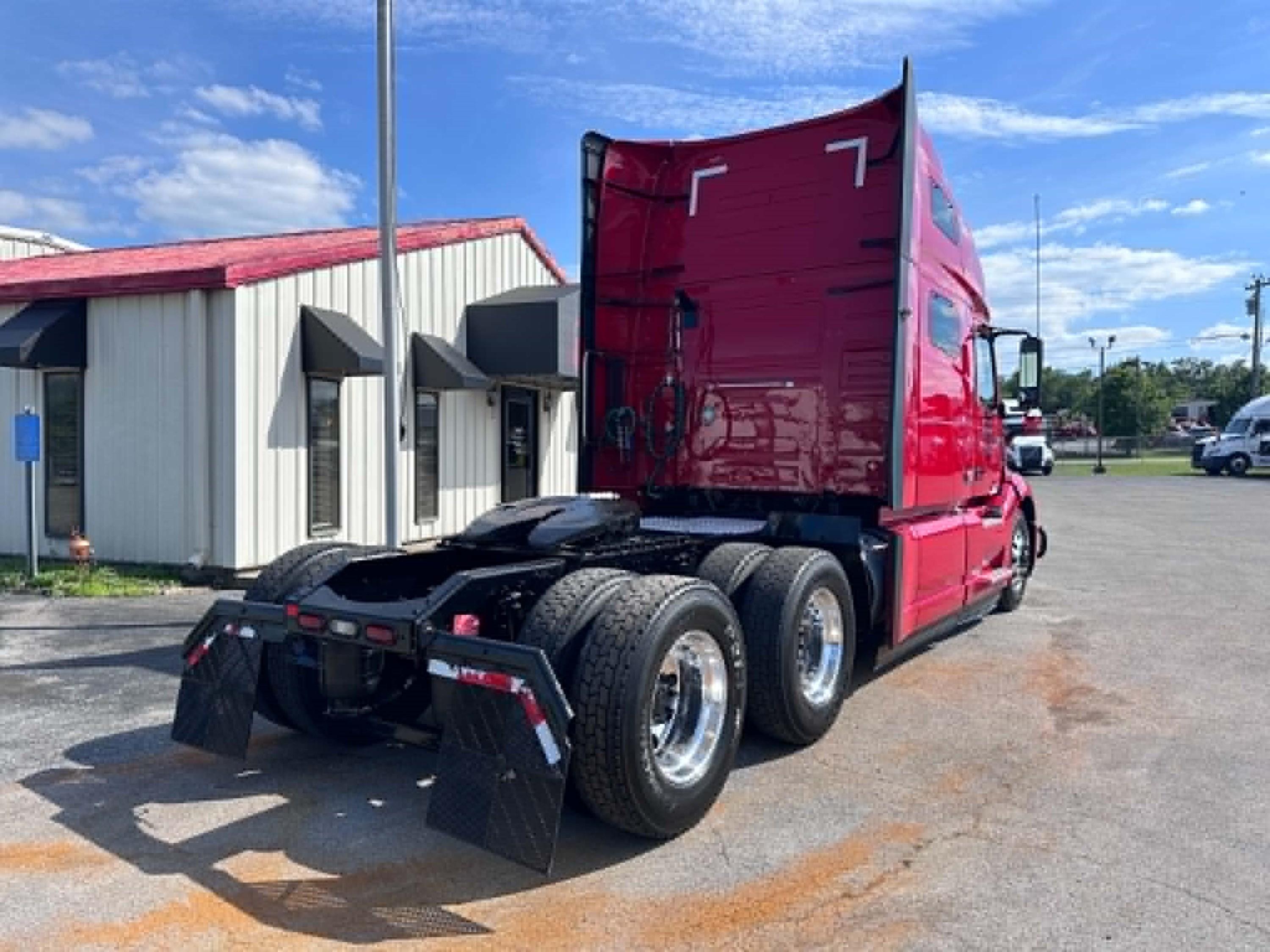 2022 Volvo VNL 760 in FRANKLIN, KY — photo 6