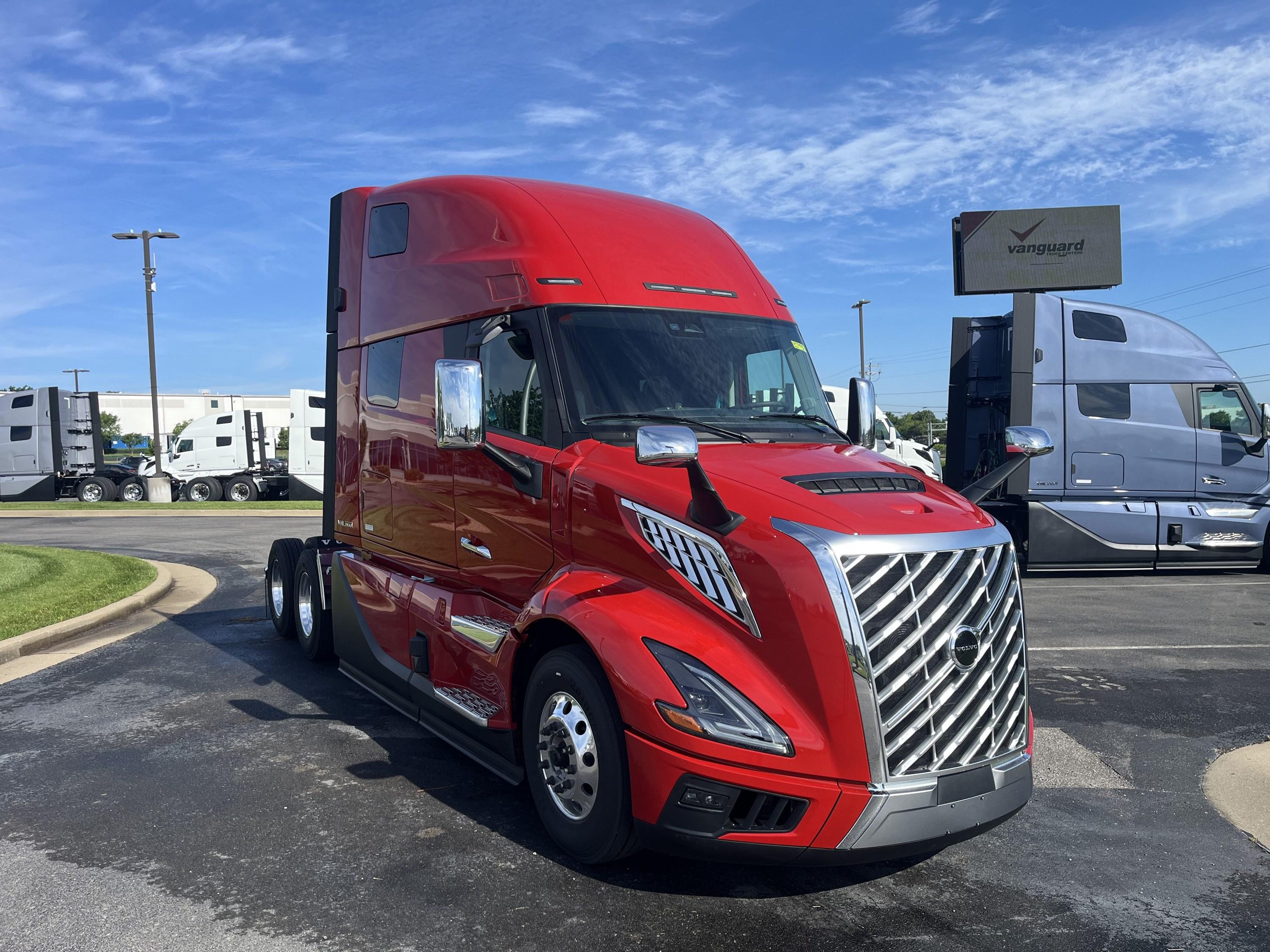 2027 Volvo VNL 860