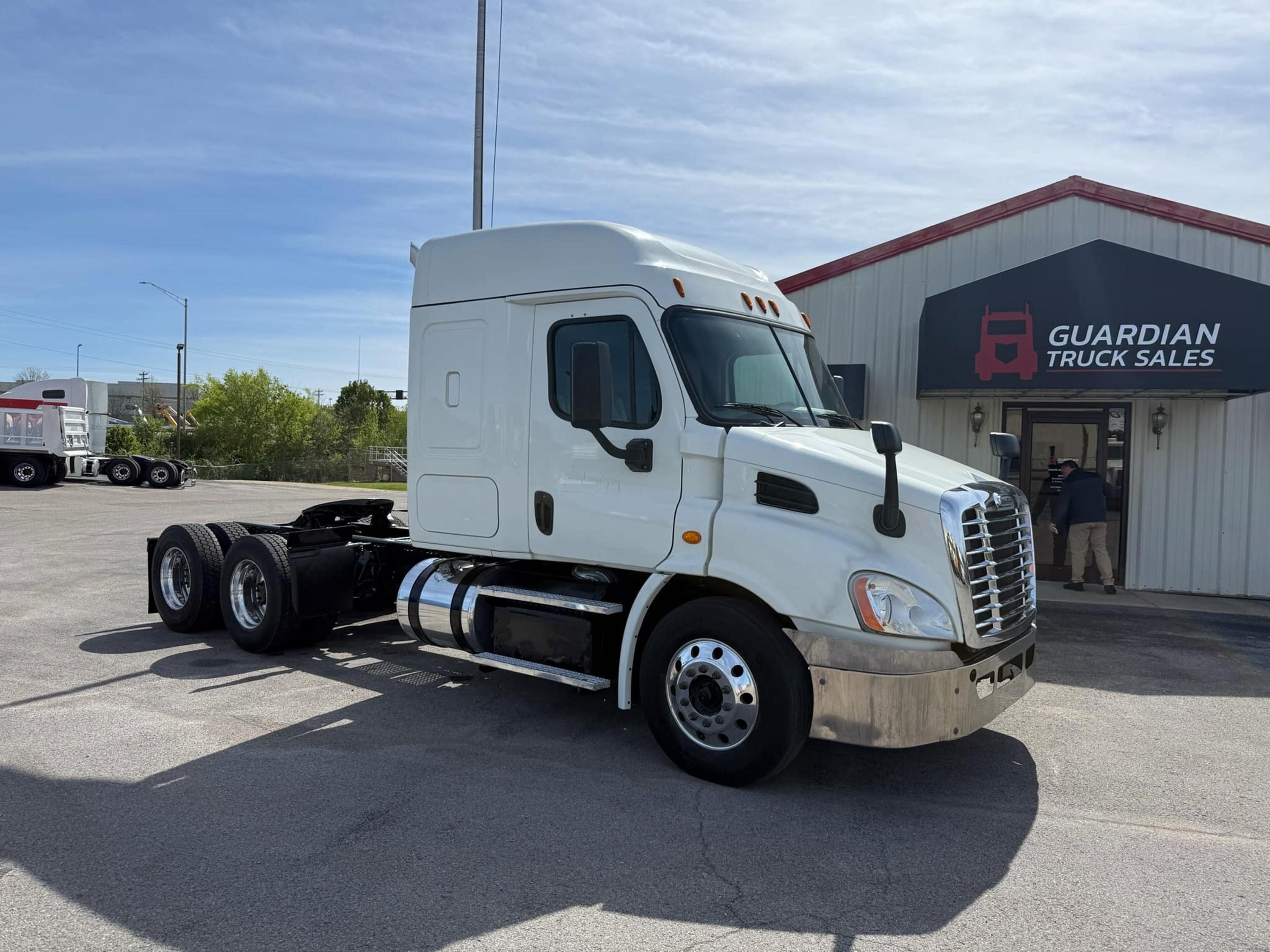 2016 Freightliner Cascadia